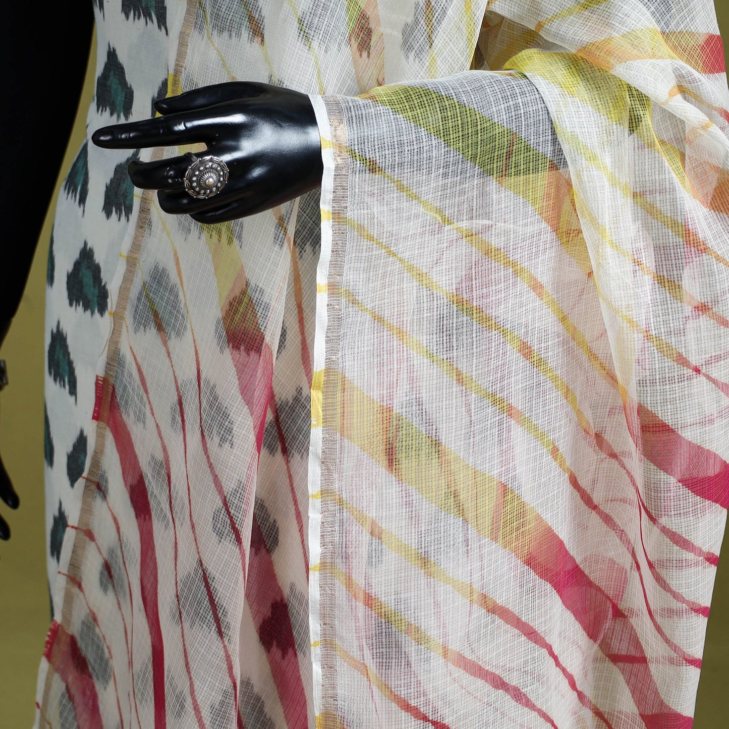 White - tie-dye kota doria cotton leheriya dupatta 11