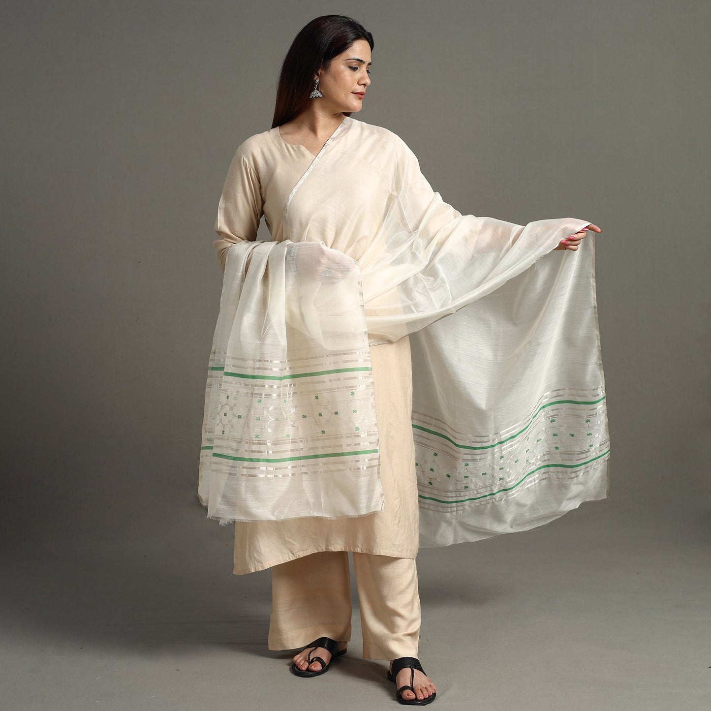 Traditional Chanderi Silk Handloom Zari Buti Dupatta with Tassels 23