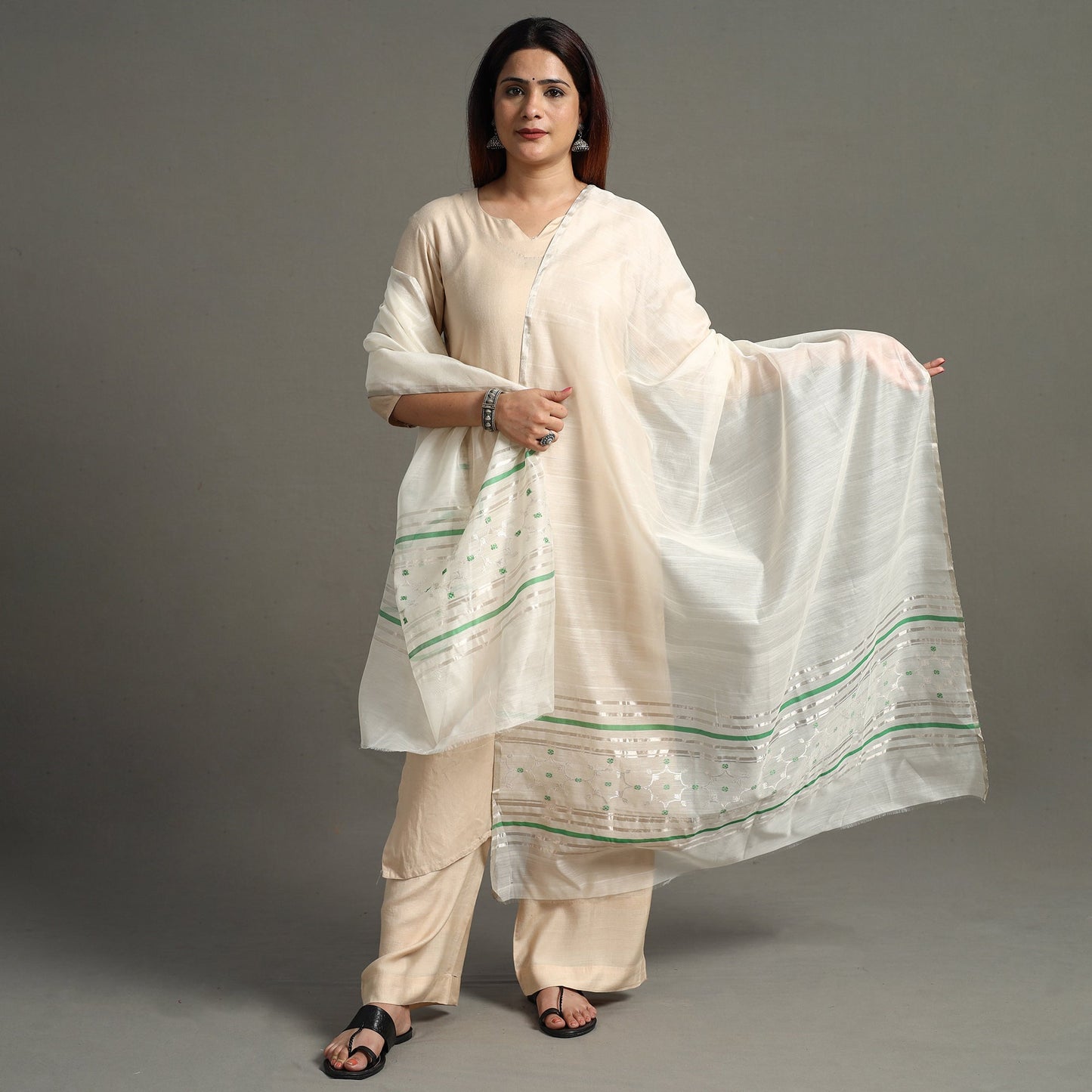 Traditional Chanderi Silk Handloom Zari Buti Dupatta with Tassels 23