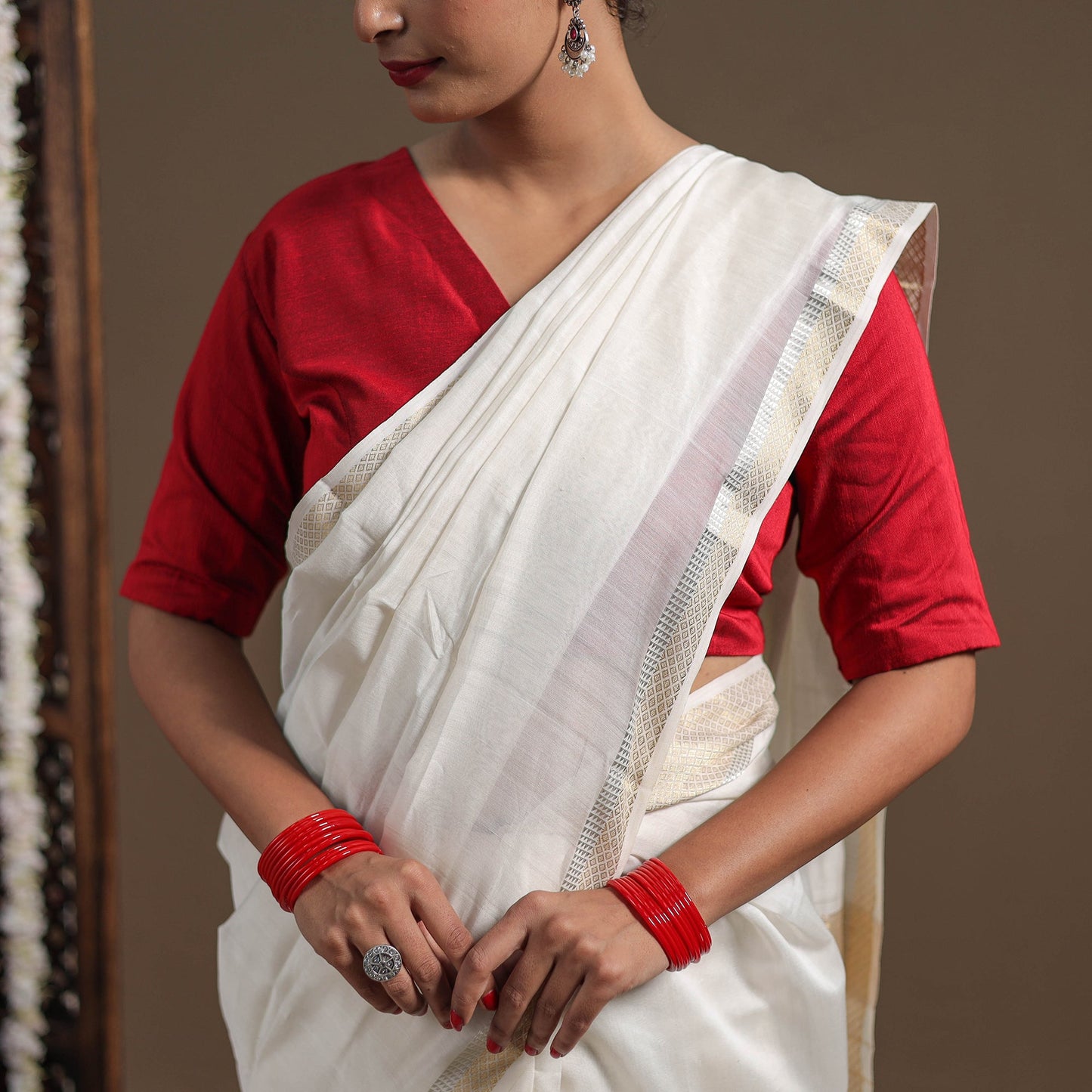 Buy Traditional Handloom Maheshwari Silk Saree Online