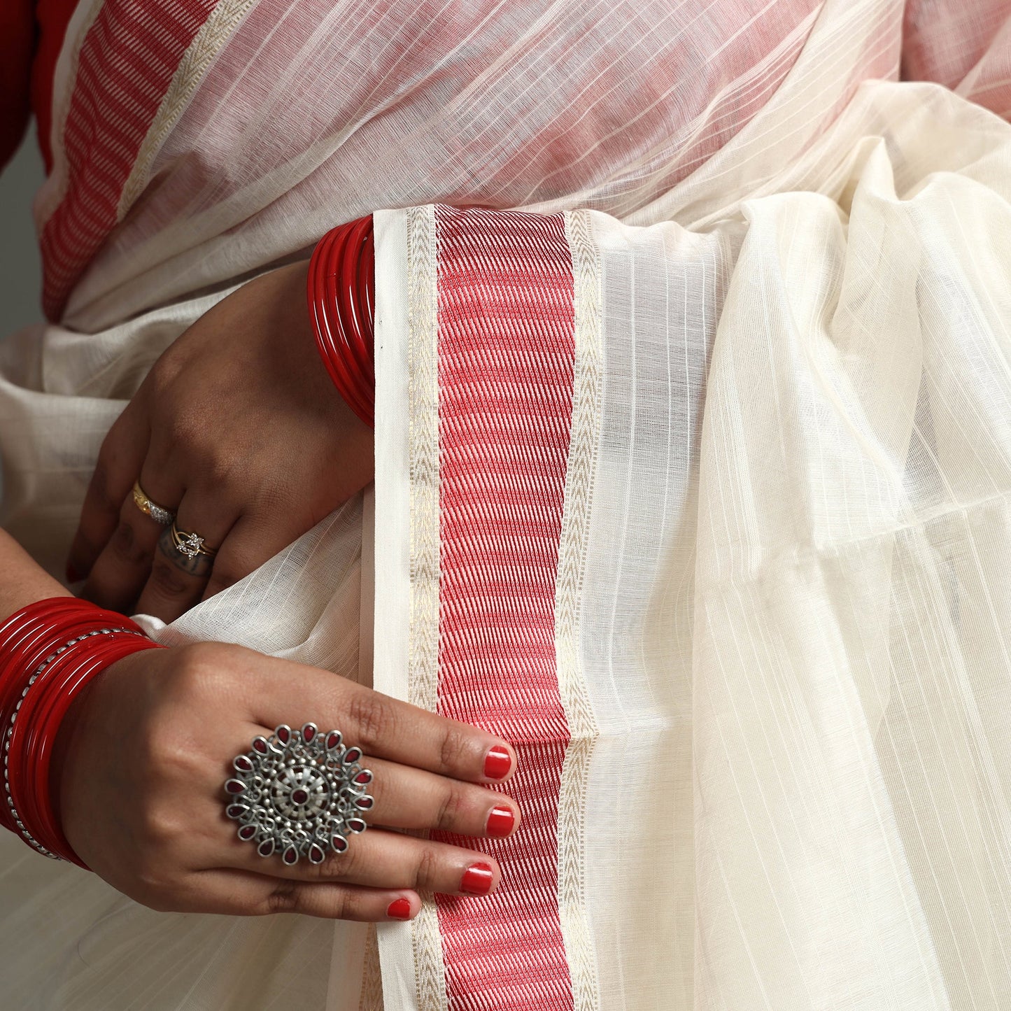 Traditional Handloom Maheshwari Silk Saree