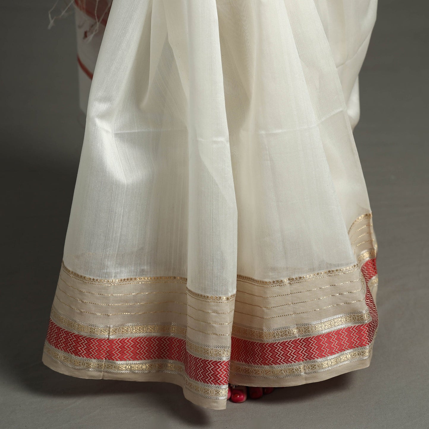 Buy Traditional Handloom Maheshwari Silk Saree