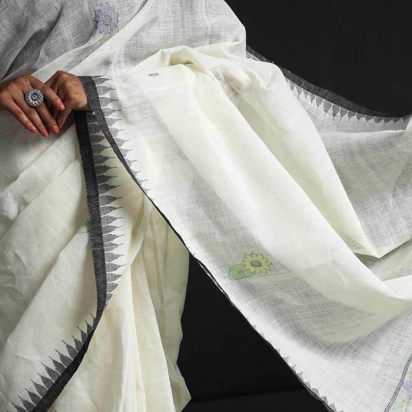 Traditional Moirangphee Manipuri Pure Handloom Cotton Saree Online at iTokri.com
