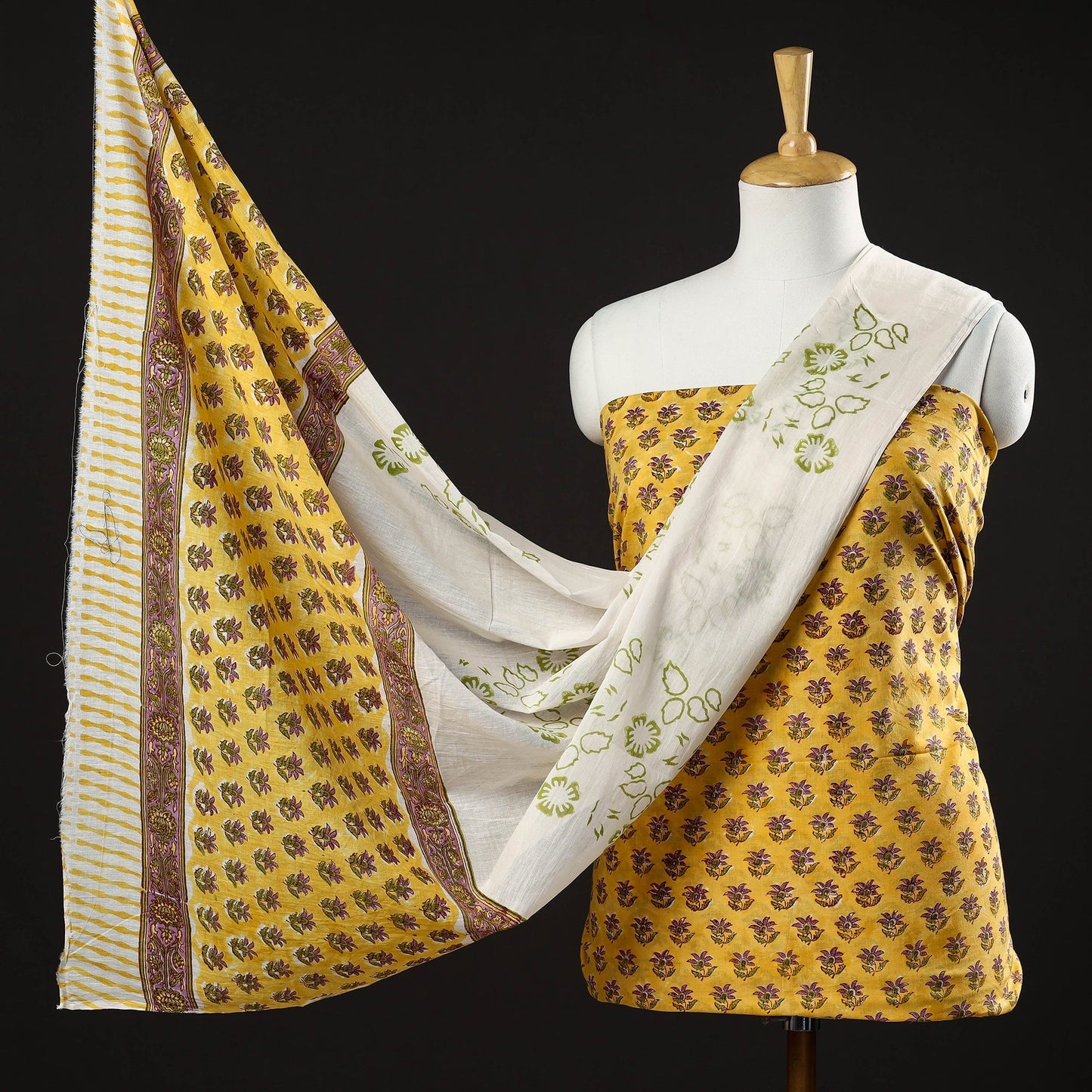 Buy 3pc Sanganeri Block Printed Cotton Suit Material Set Onine l iTokri.com