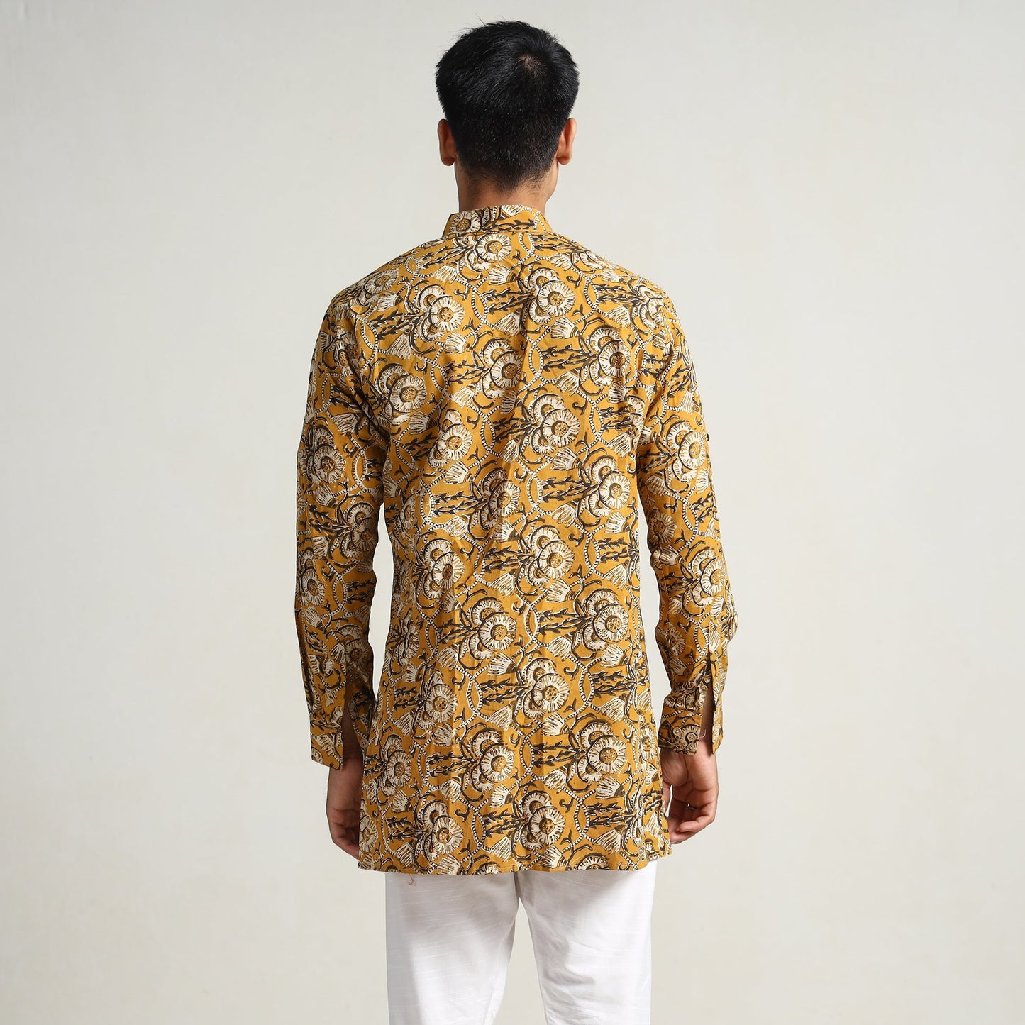 Bagru Block Printed Cotton Men Short Kurta 02