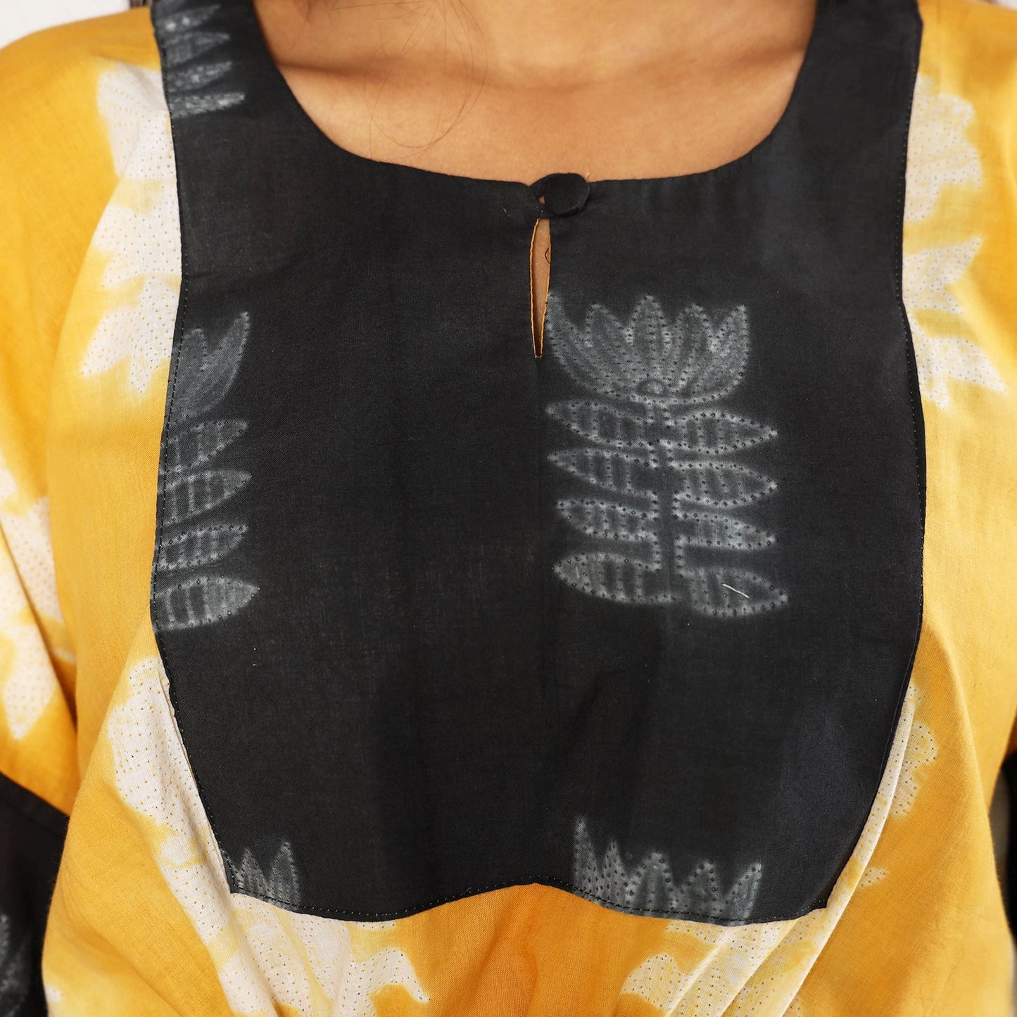 Shibori Tie-Dye Cotton Kaftan Dress (Medium) Online at iTokri.com