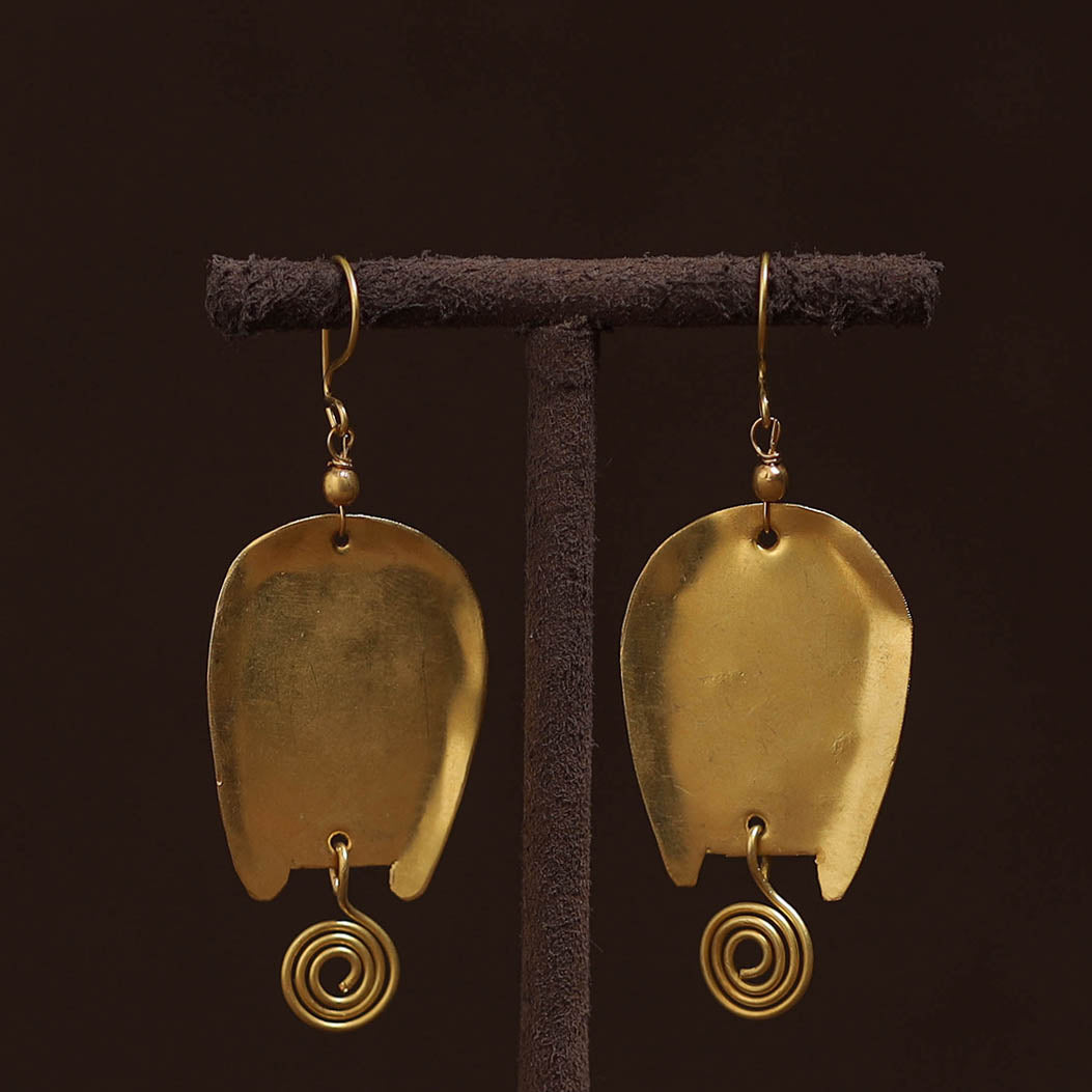 Brass metal handcrafted earrings 48