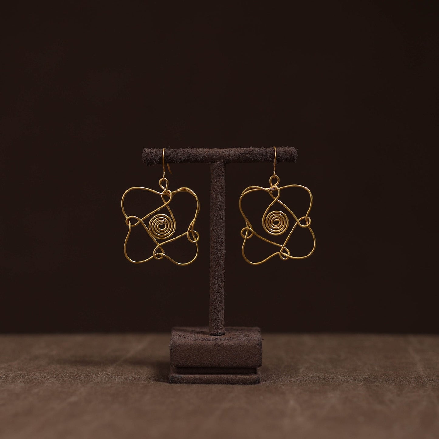 Brass metal handcrafted earrings 84