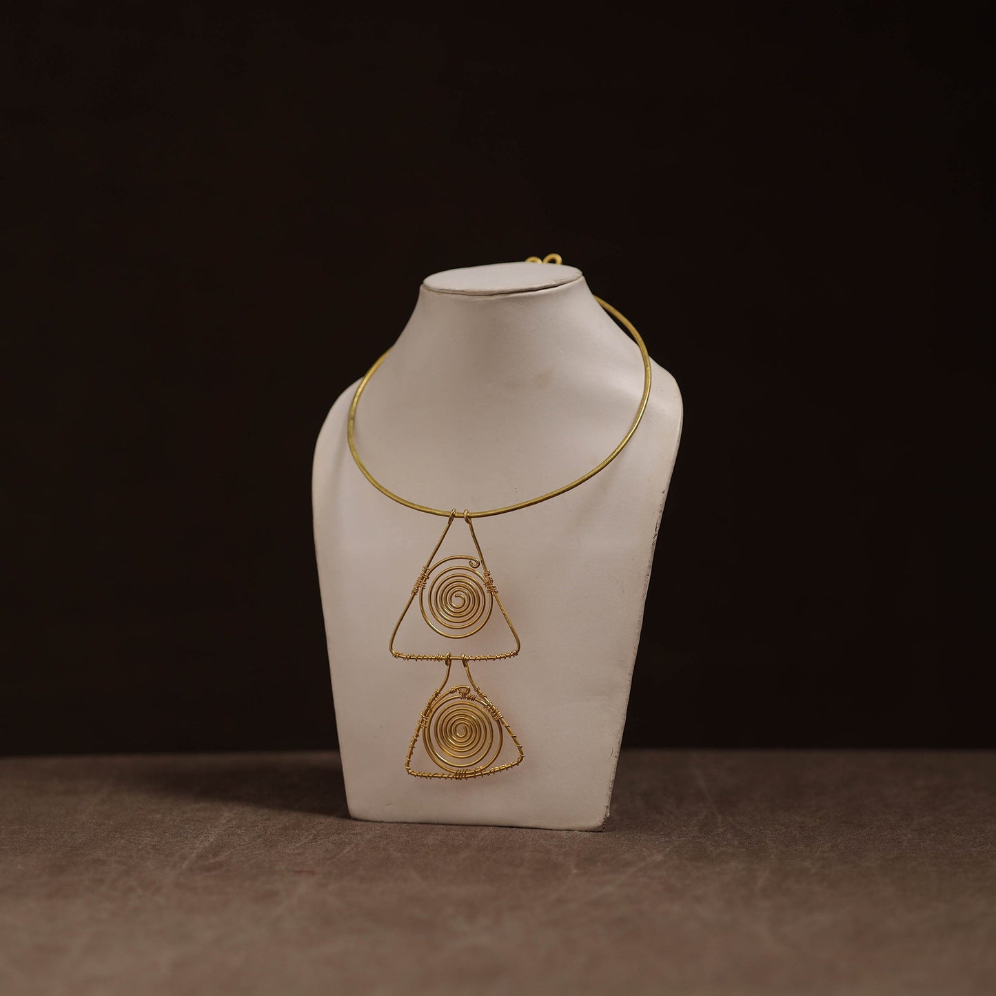 Brass metal handcrafted hasli necklace 109