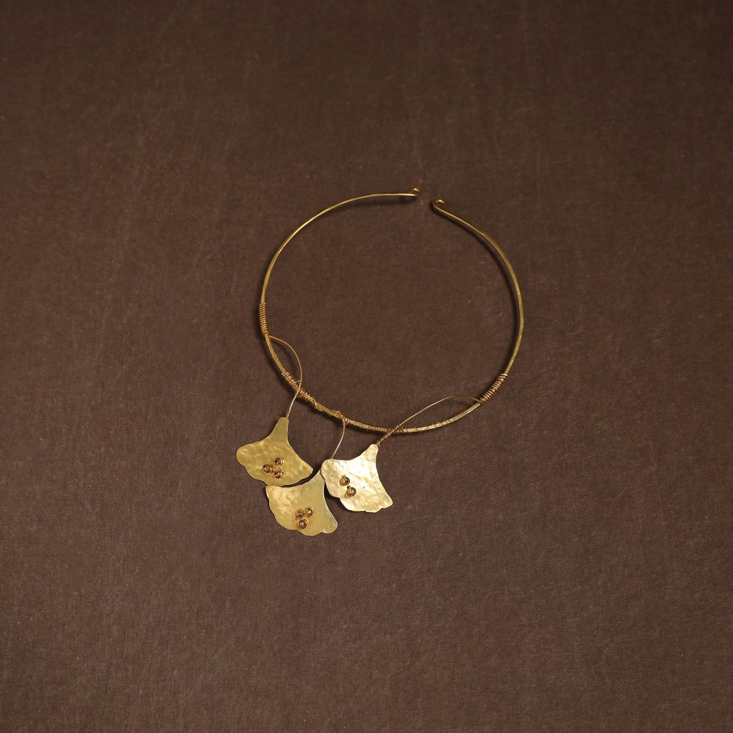 Brass metal handcrafted hasli necklace 136