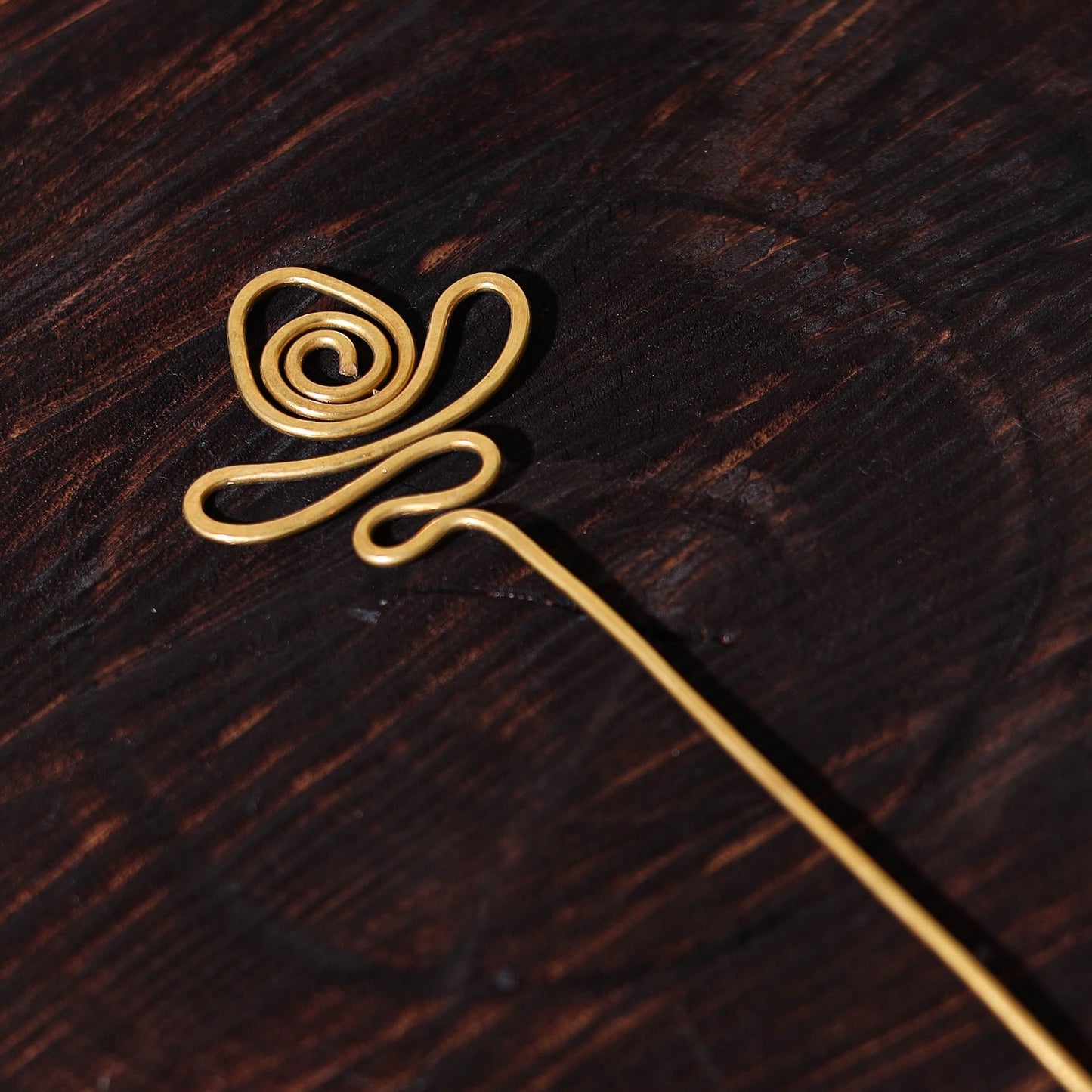 Brass Metal Handcrafted Dokra Juda Pin