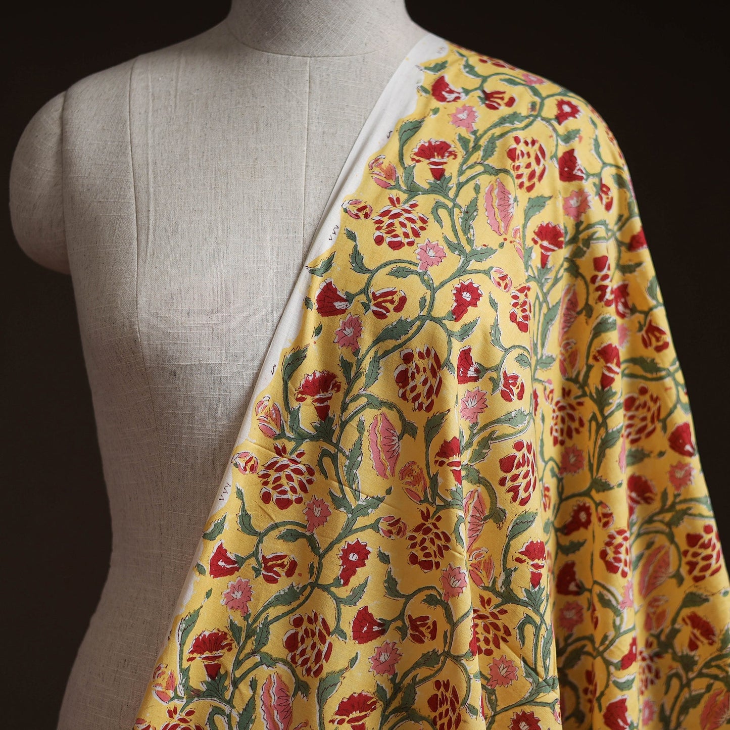 Cotton hand block sanganeri print fabric 01 - handcrafted