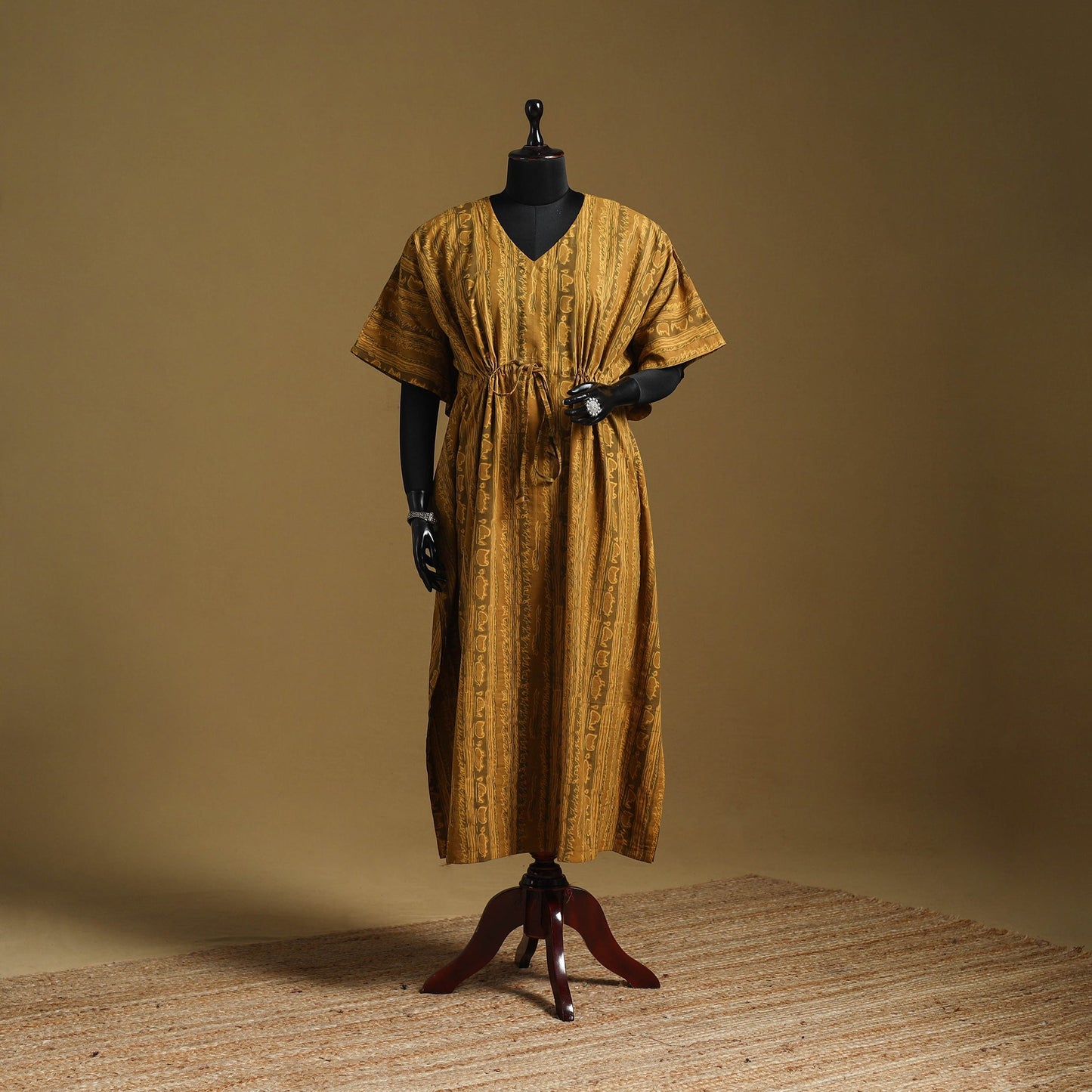 Hand akola long kaftan with tie-up waist 04 - handcrafted