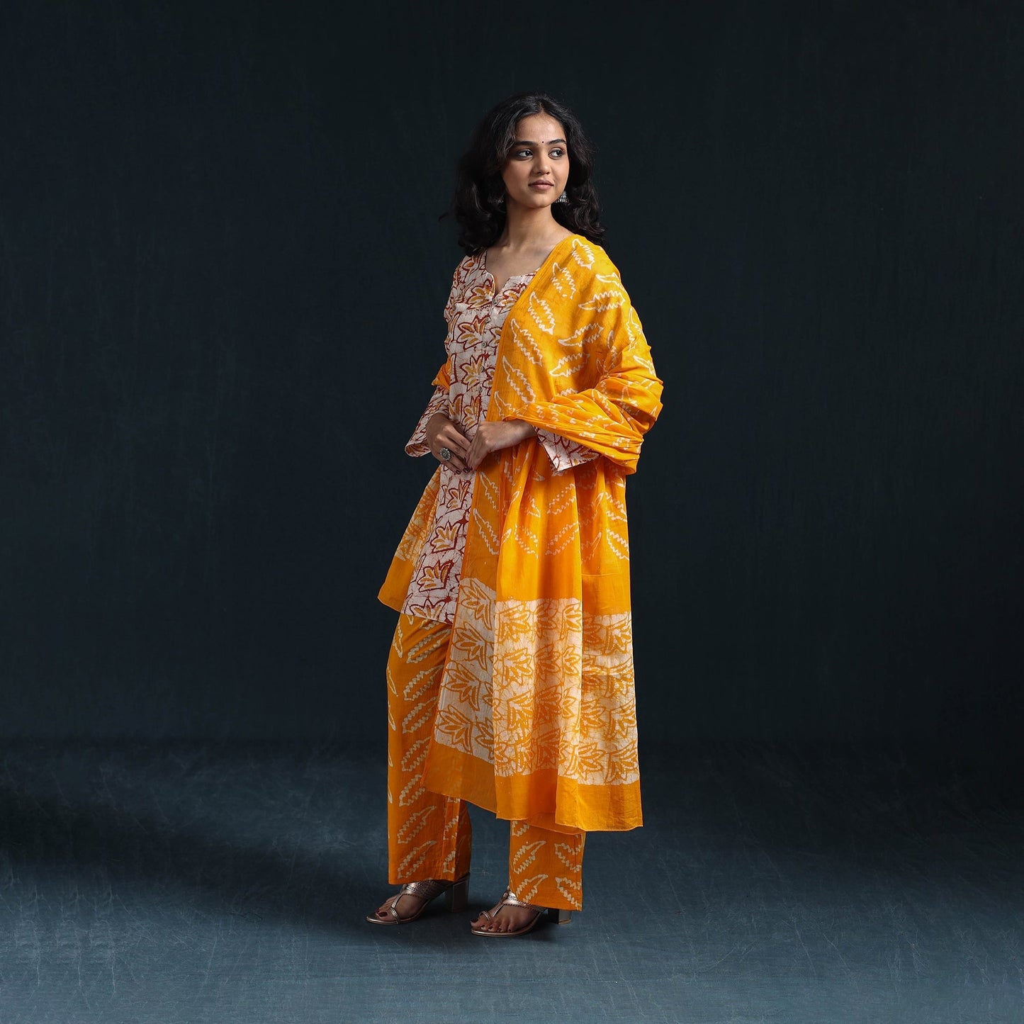 Hand batik cotton suit set with dupatta for women 03