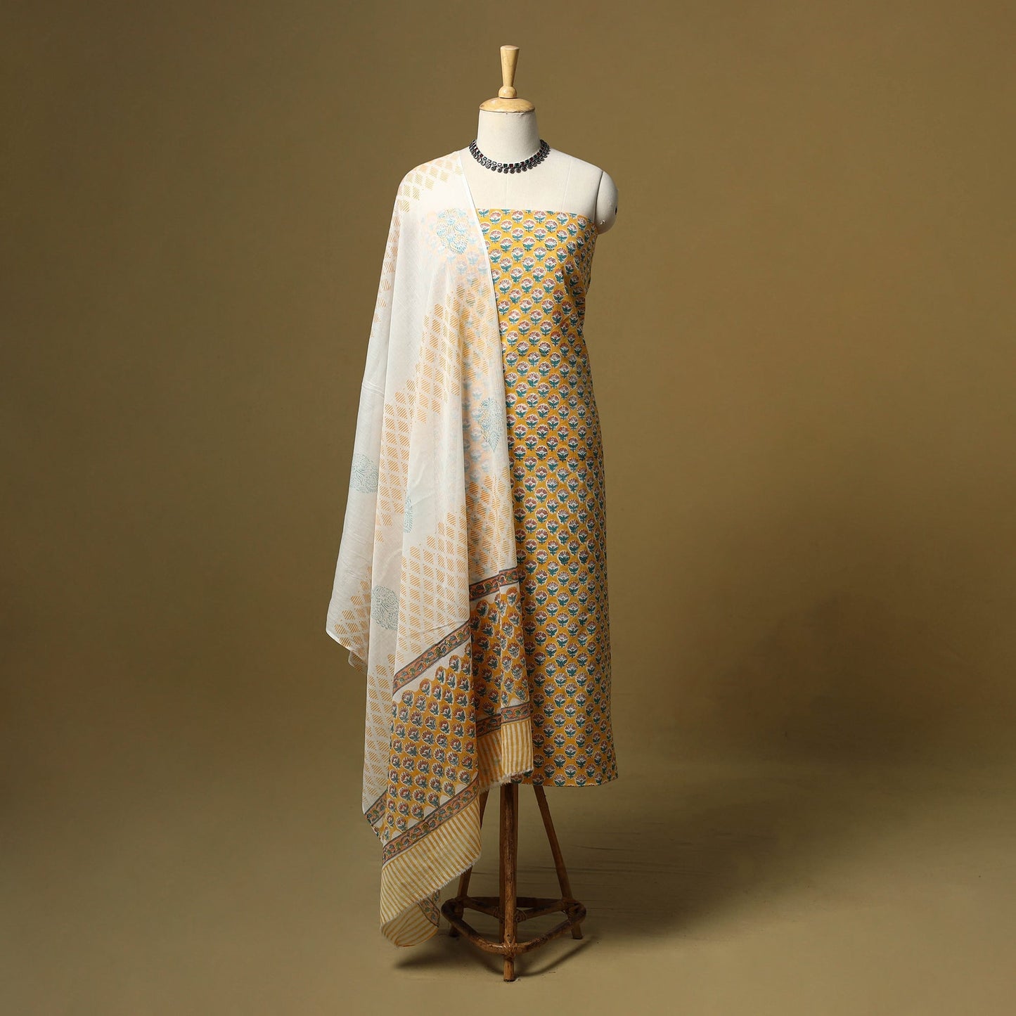 Hand sanganeri cotton 3pc unstitched dress material 13