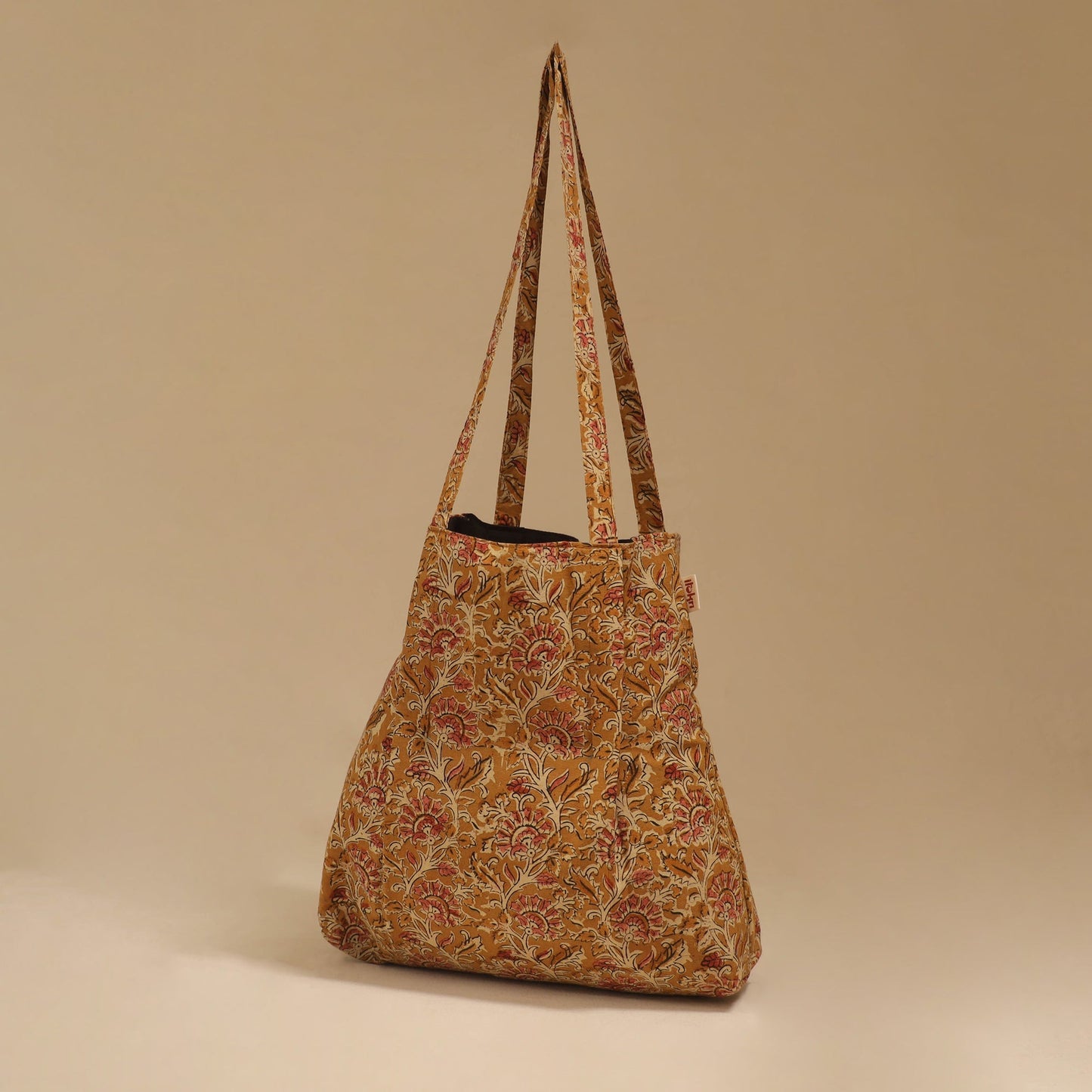 Handcrafted fabric jhola bag 08