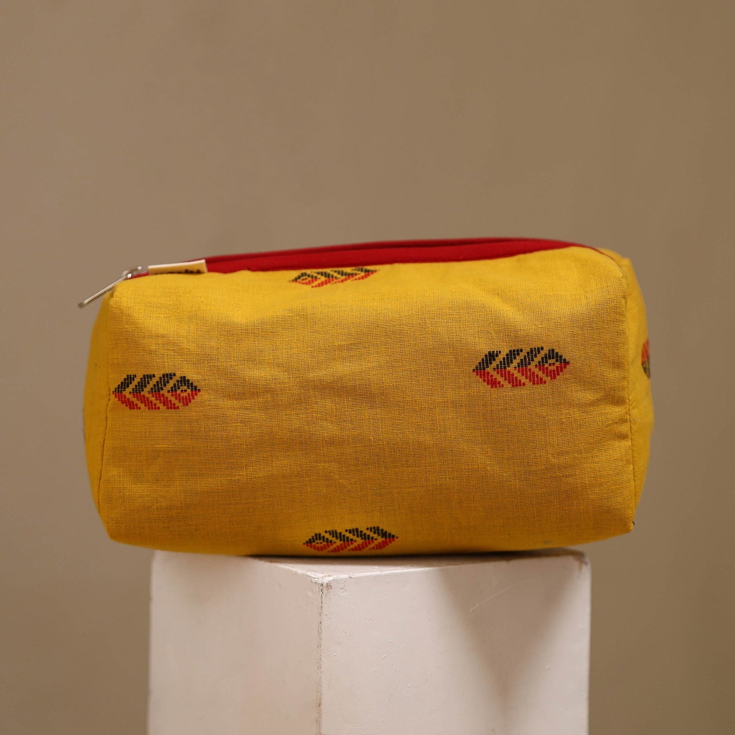Handcrafted fabric toiletry bags (set of 3) 18