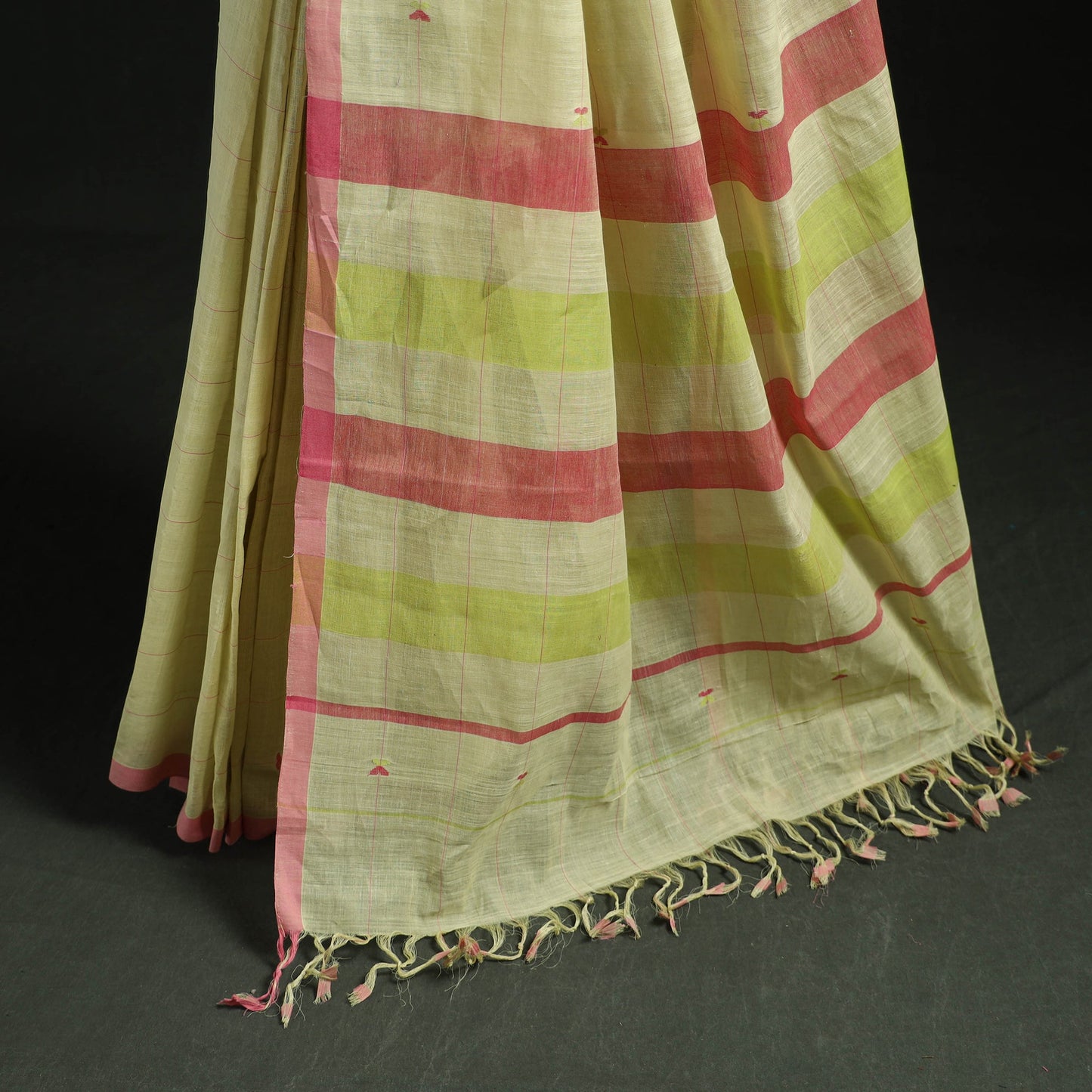 Yellow - handloom cotton buti srikakulam jamdani saree 13