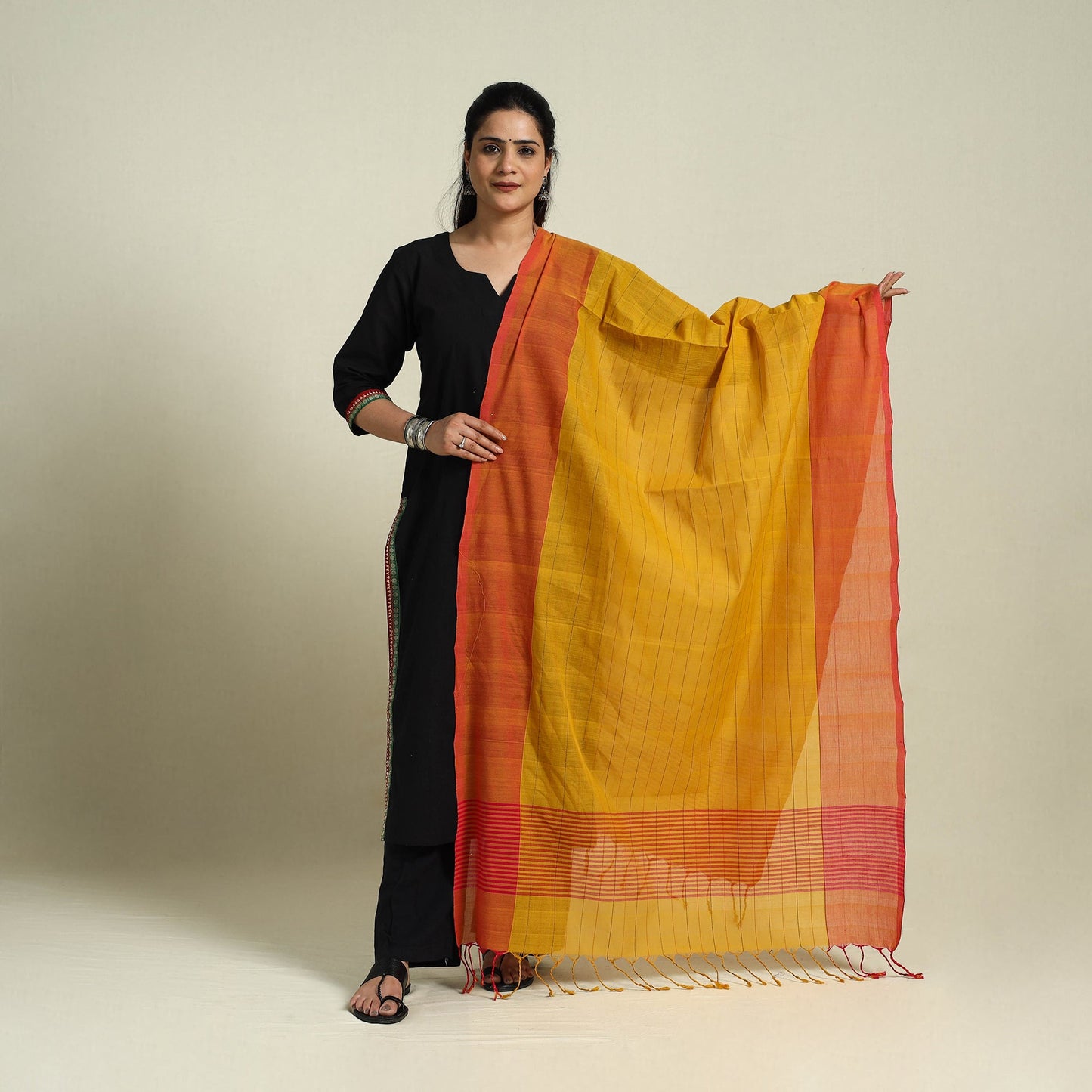 Buy Handloom Cotton Srikakulam Jamdani Dupatta