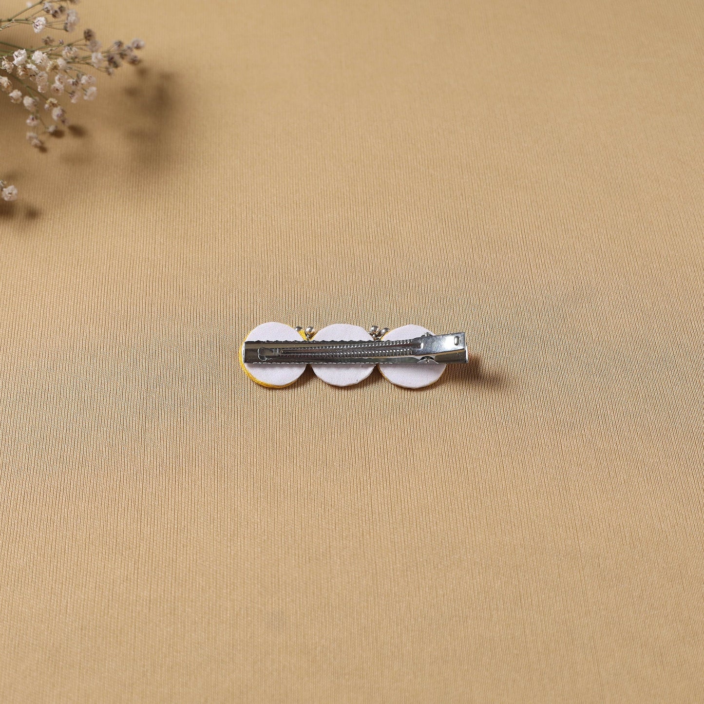Handmade thread mirror work hair clip 03 - handcrafted