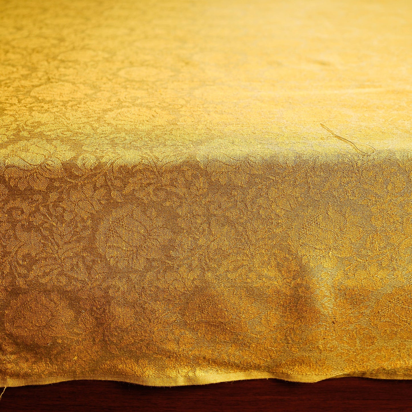 Himroo Handloom Jacquard Mercerized Cotton Double Bed Cover Online at iTokri.com
