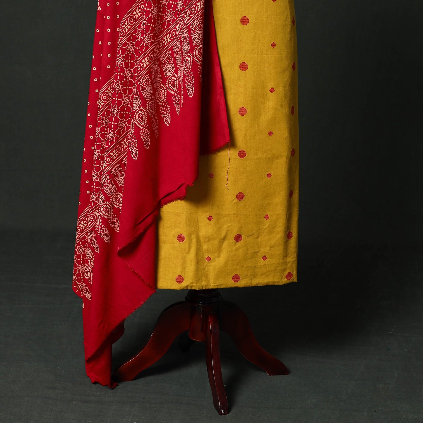 Jacquard cotton 2pc unstitched dress material with earrings