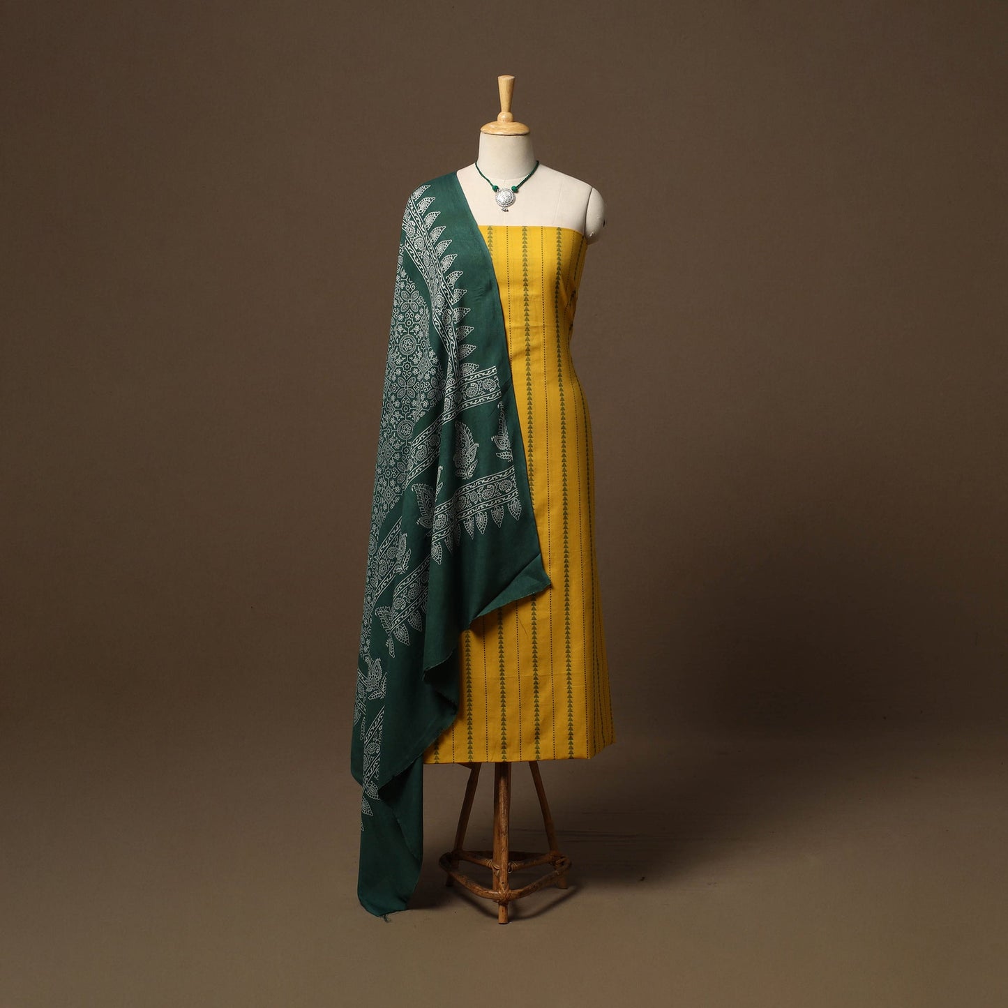 Jacquard cotton 2pc unstitched dress material
