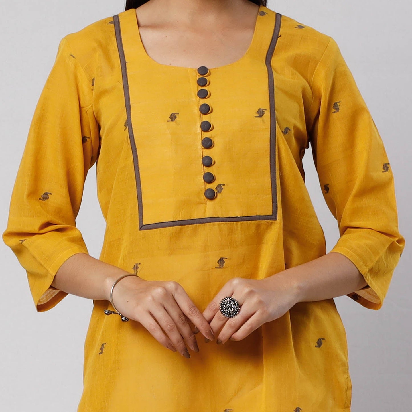 iTokri Casuals - Jamdani Handloom Cotton Short Kurta