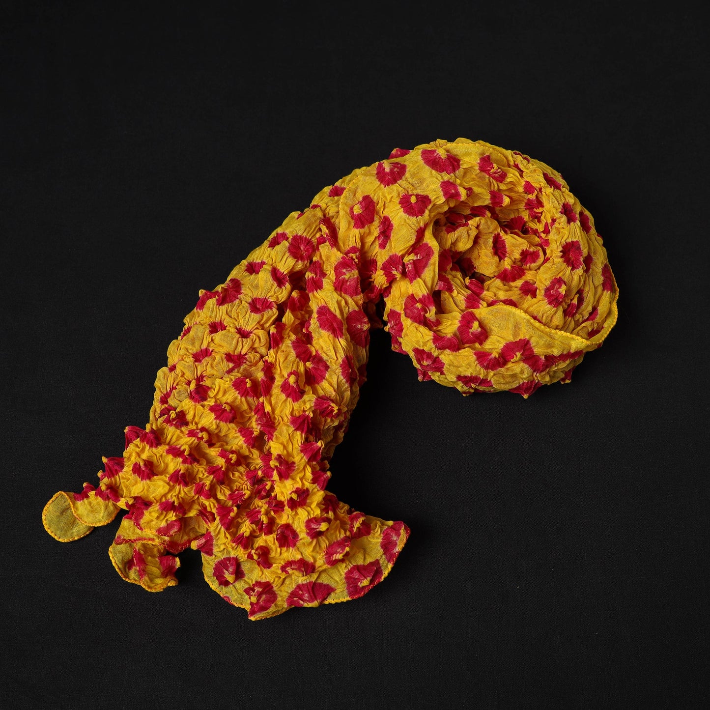 Yellow Kutch Tie-Dye Cotton Bandhani Stole Online