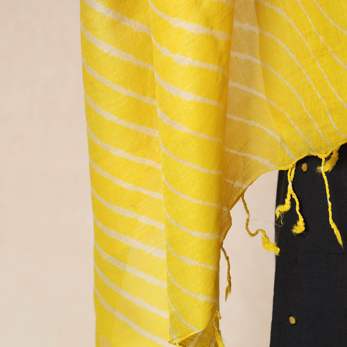 Leheriya Tie-Dye Tussar Silk Handloom Dupatta with Tassels