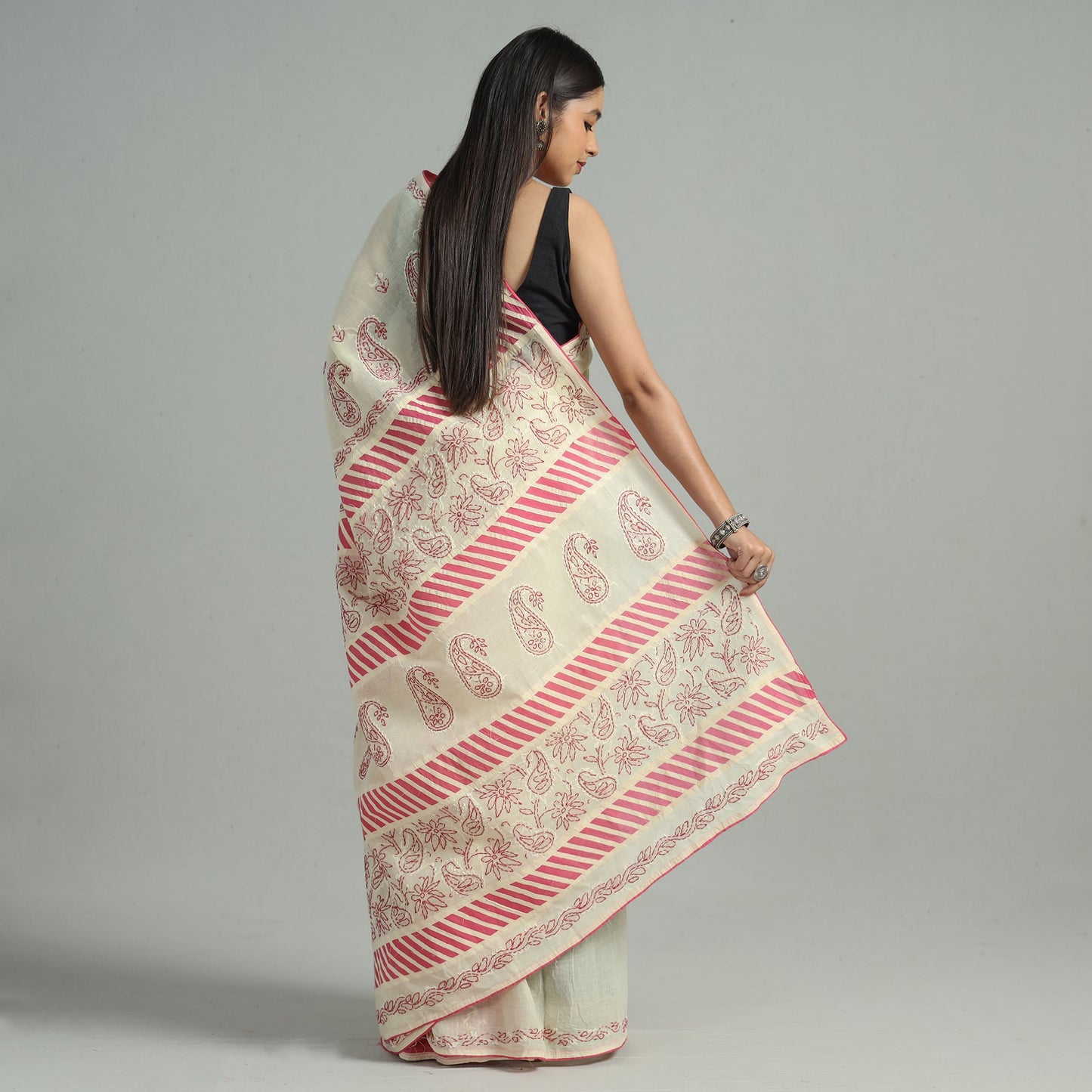 Lucknow Chikankari Hand Embroidery Cotton Saree 05 Online