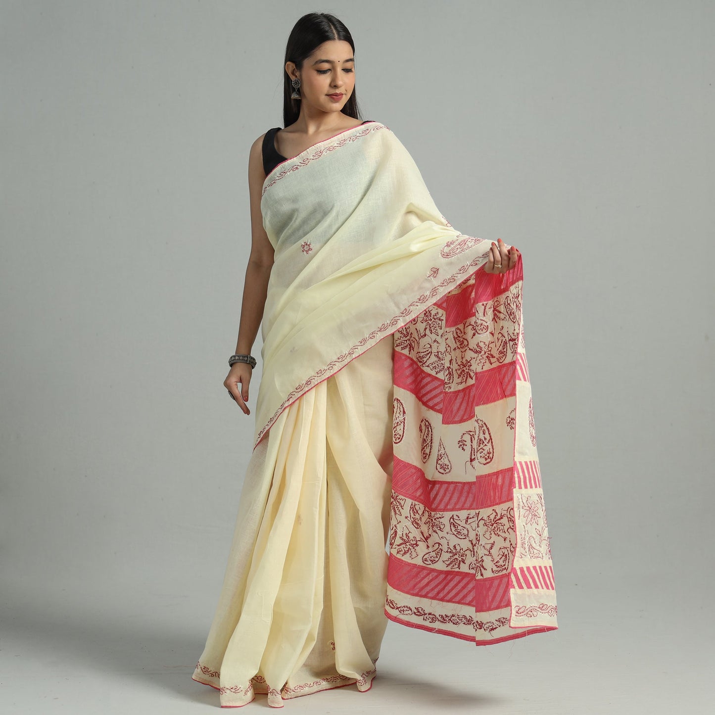 Lucknow Chikankari Hand Embroidery Cotton Saree 05 Online