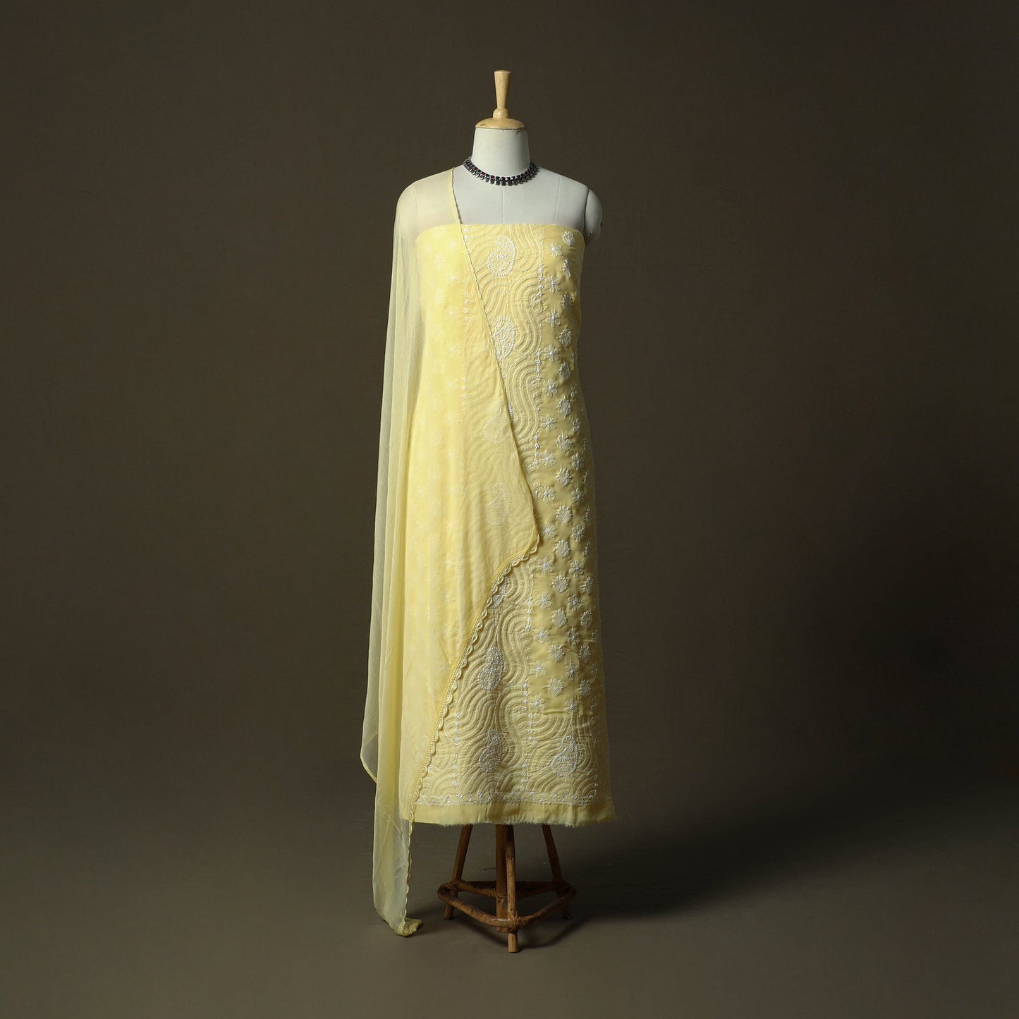 Lucknowi hand embroidered cotton chikankari 3pc unstitched