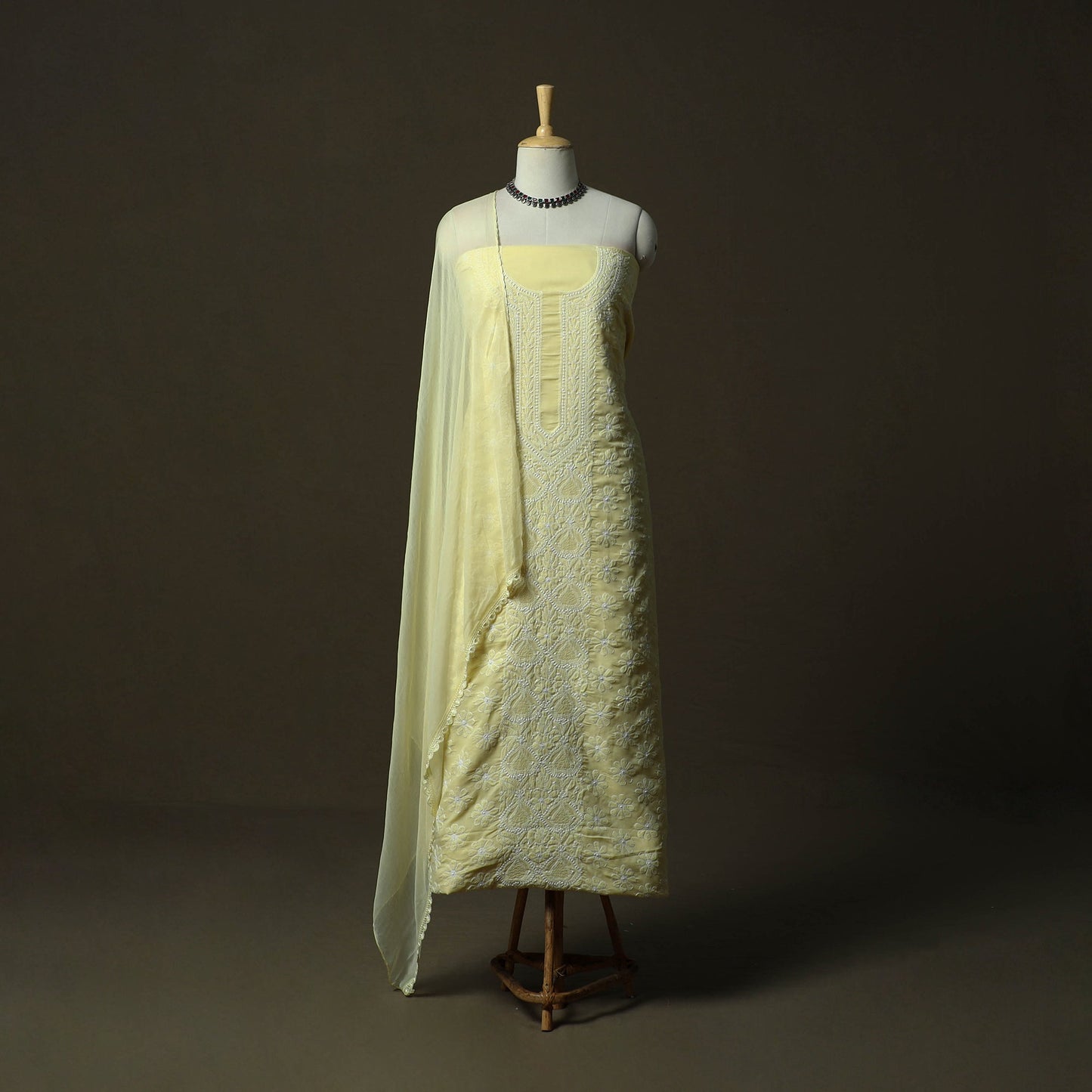 Lucknowi hand embroidered cotton chikankari 3pc unstitched