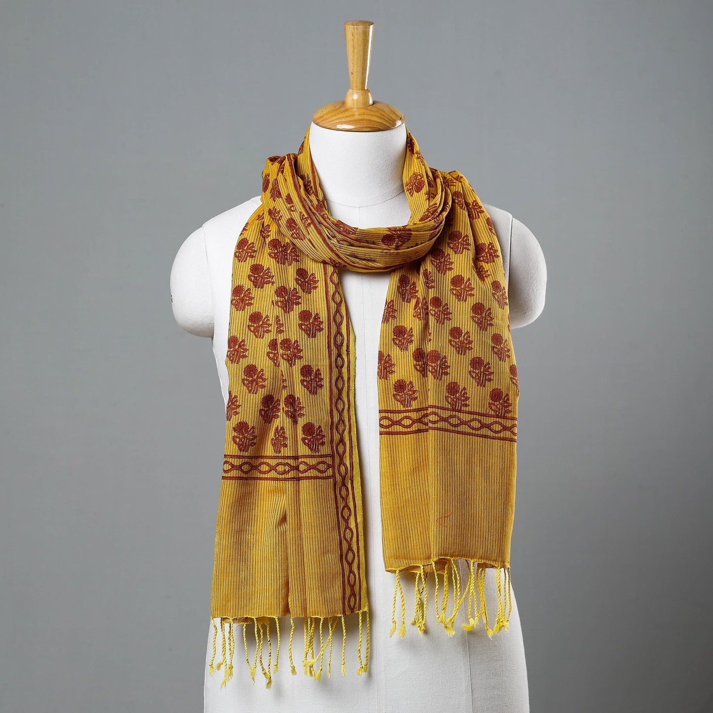 Mangalagiri Handloom Block Printed Cotton Stole with Tassels Online