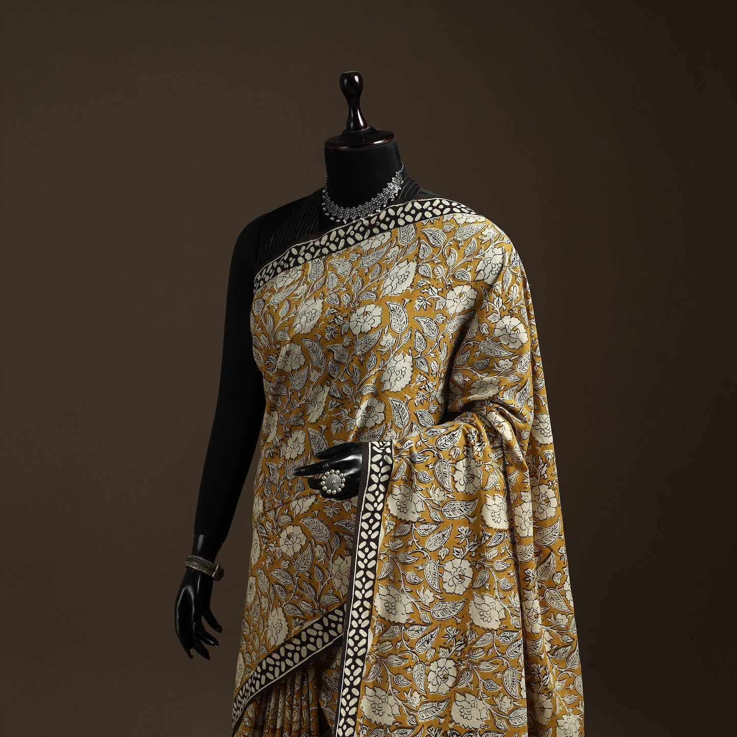 Natural dyed mul cotton hand bagru saree 20 - handcrafted