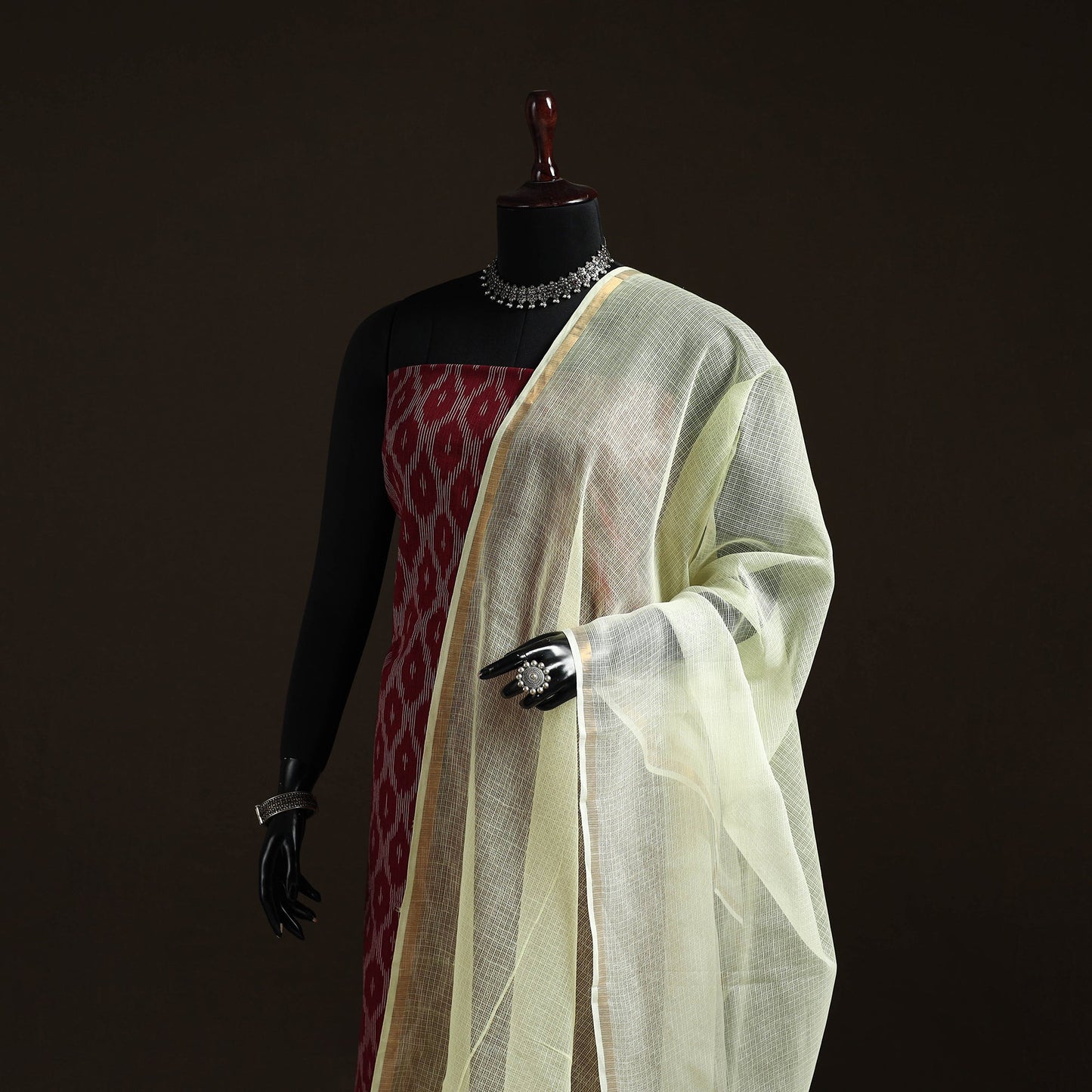 Plain cotton kota doria dupatta 01 - handcrafted