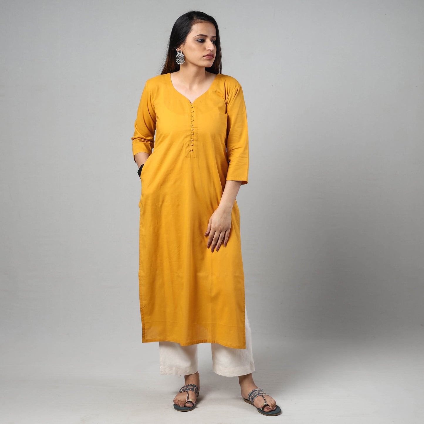 Buy Plain Cotton Long Kurta Online at iTokri.com