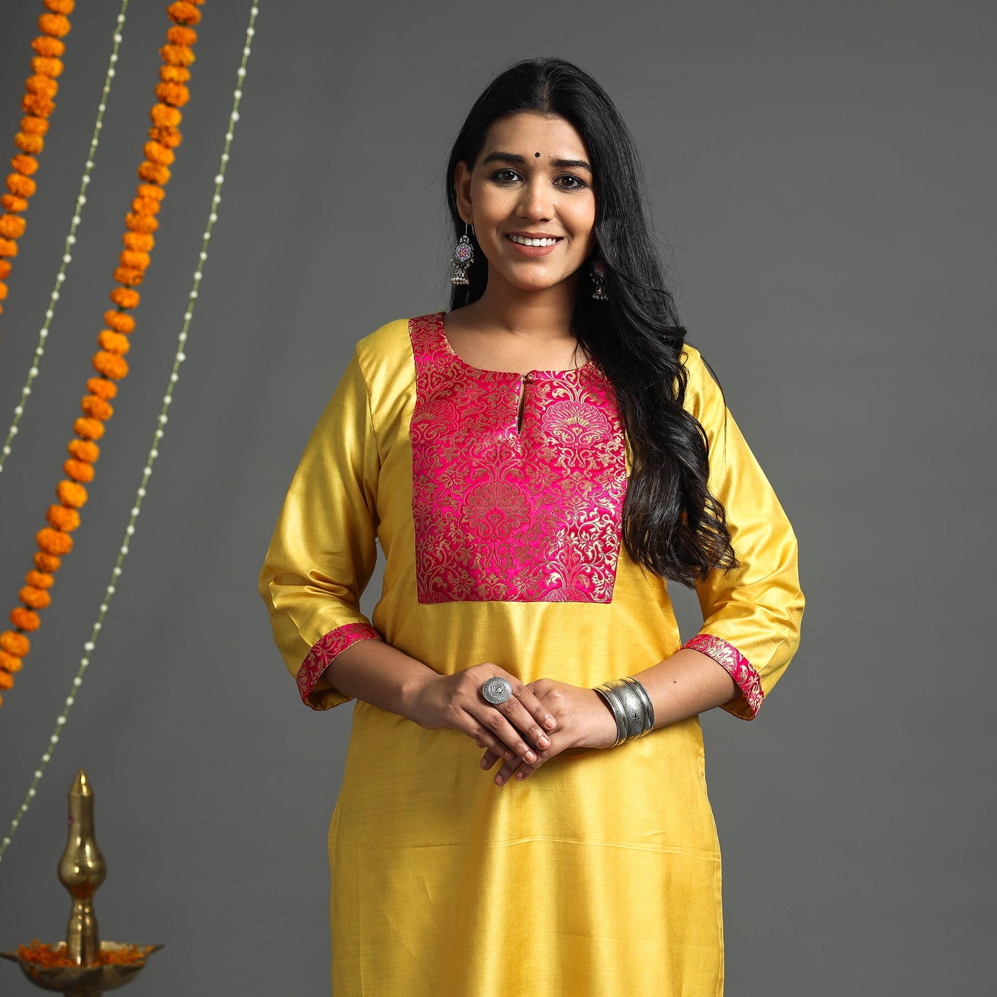 Yellow - Plain Tussar Silk Handloom Banarasi Patchwork Straight Kurta