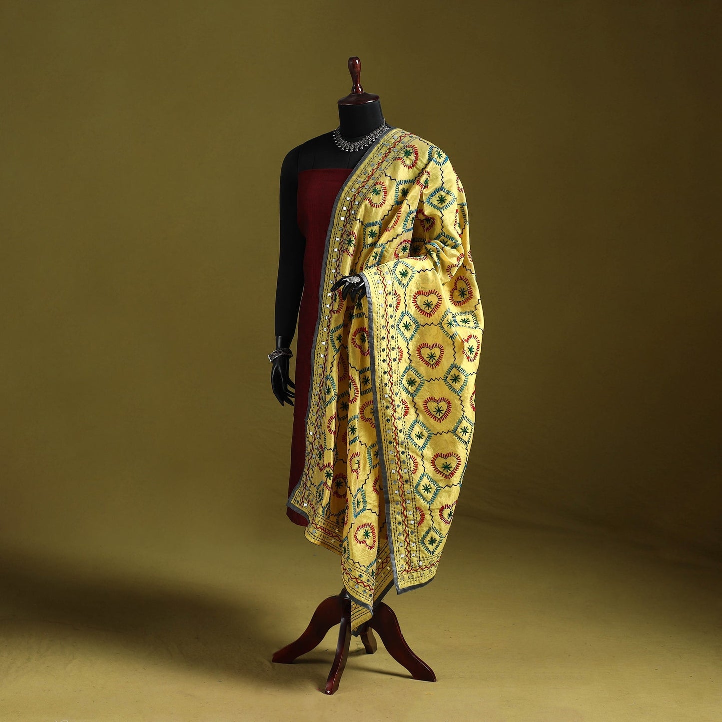 Ranihati chapa work chanderi silk hand embroidery dupatta