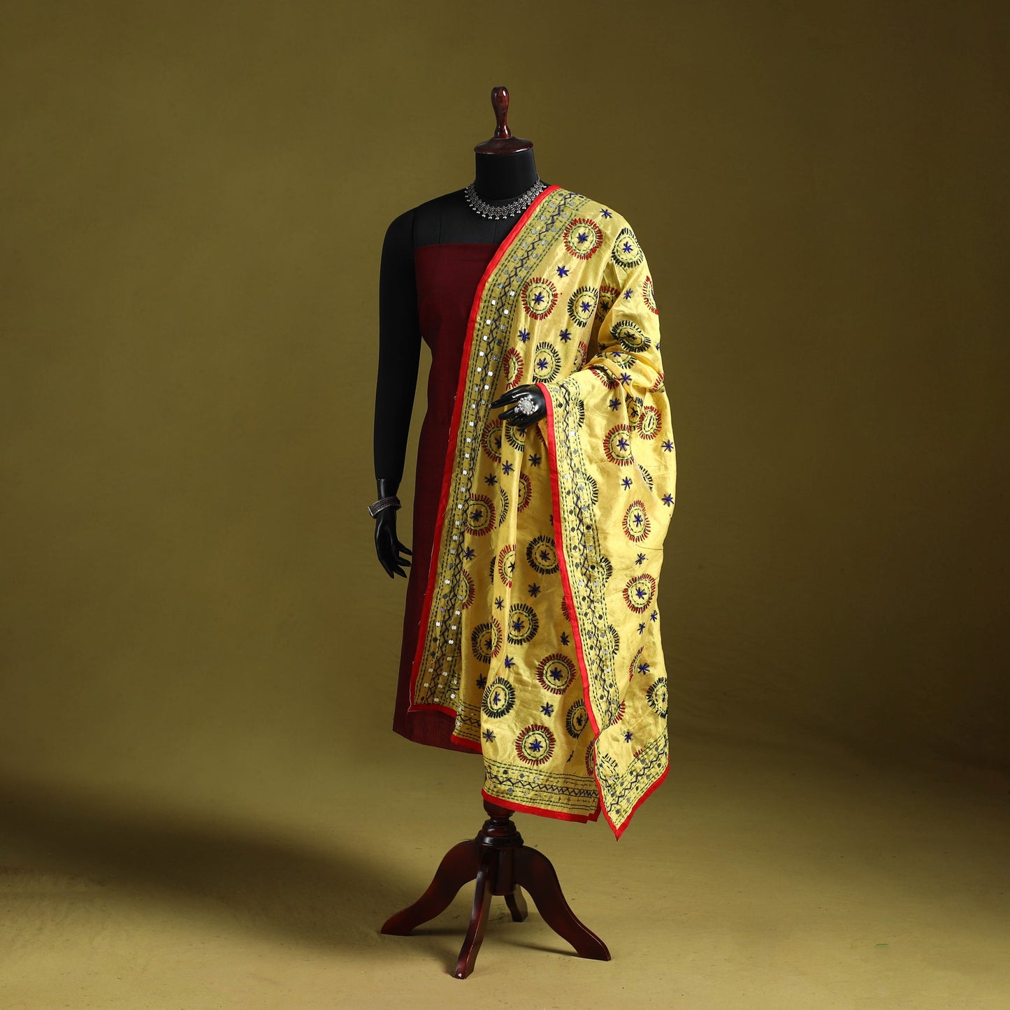 Ranihati chapa work chanderi silk hand embroidery dupatta