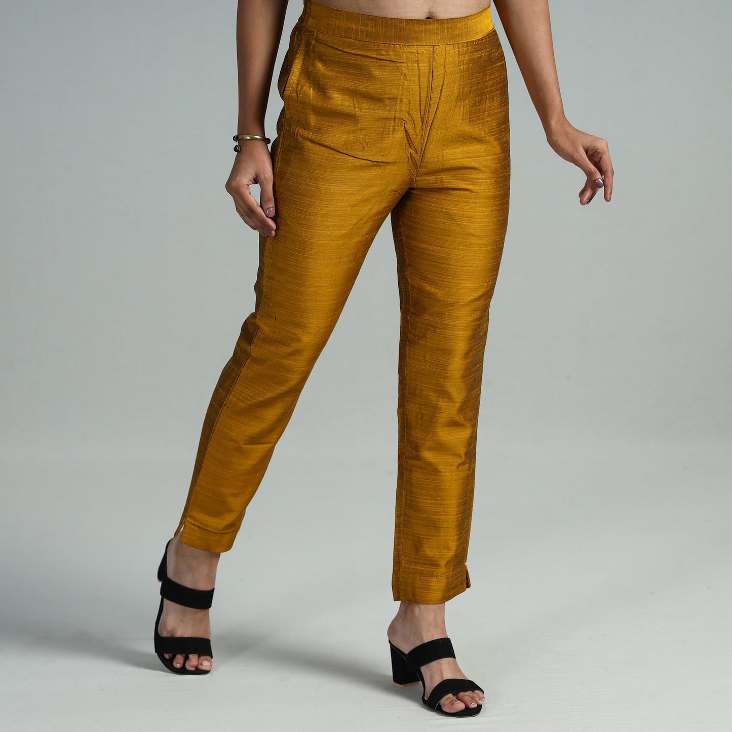 Silk Tapered Casual Pant for Women 01