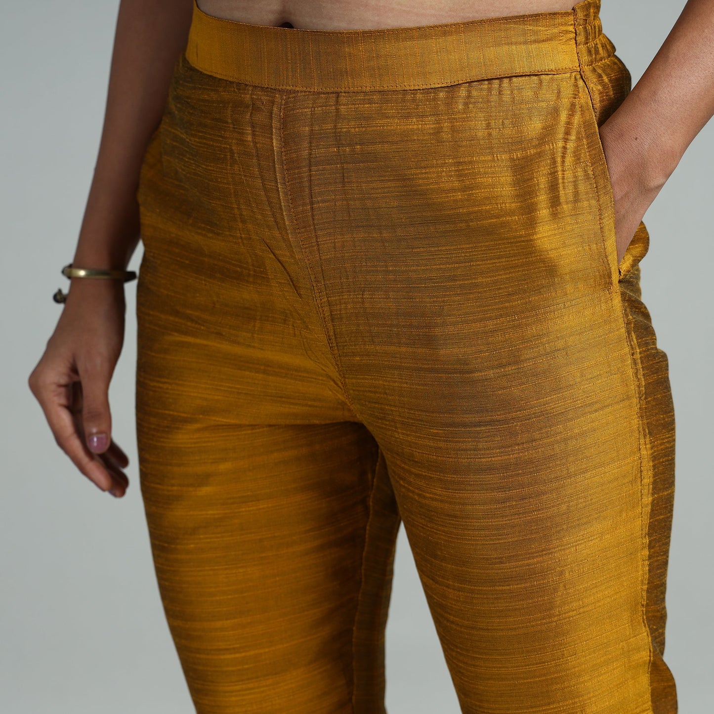 Silk Tapered Casual Pant for Women 01