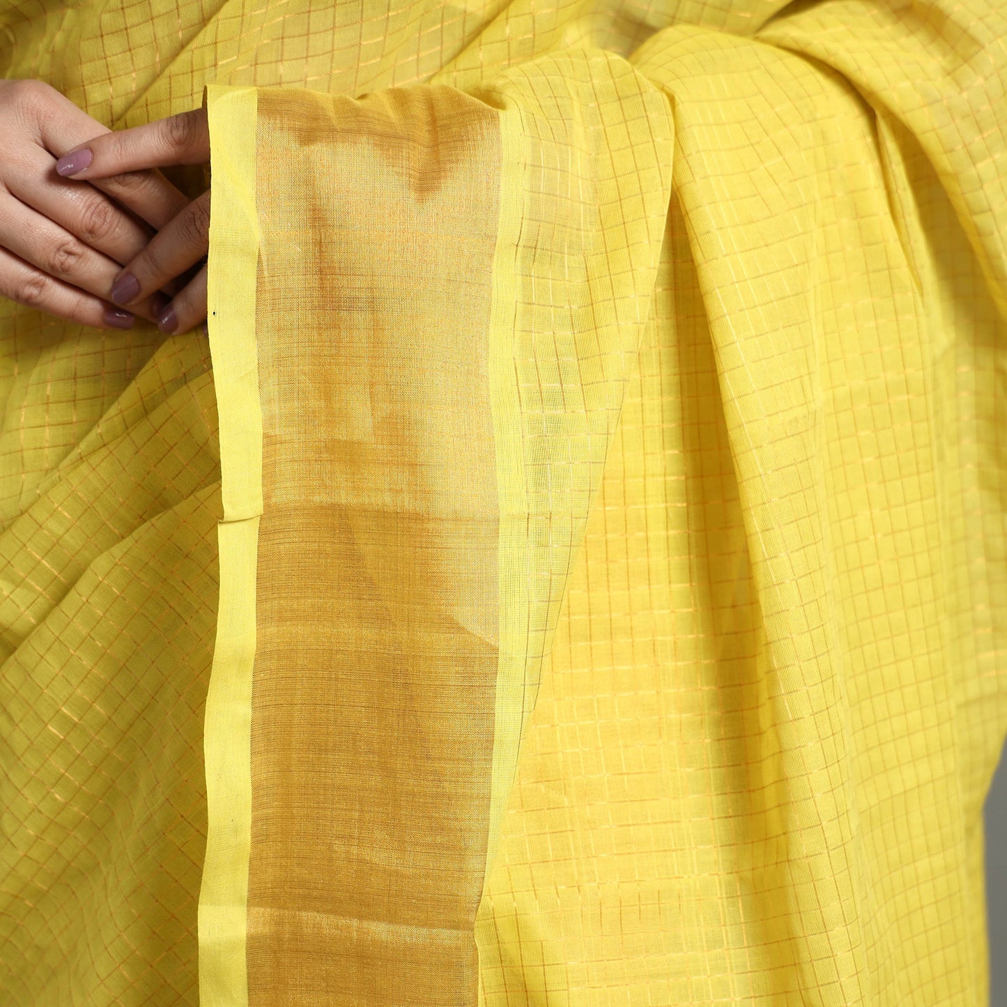Traditional Venkatagiri Handloom Cotton Zari Checks Saree with One Side Zari Border 33 Online at iTokri.com