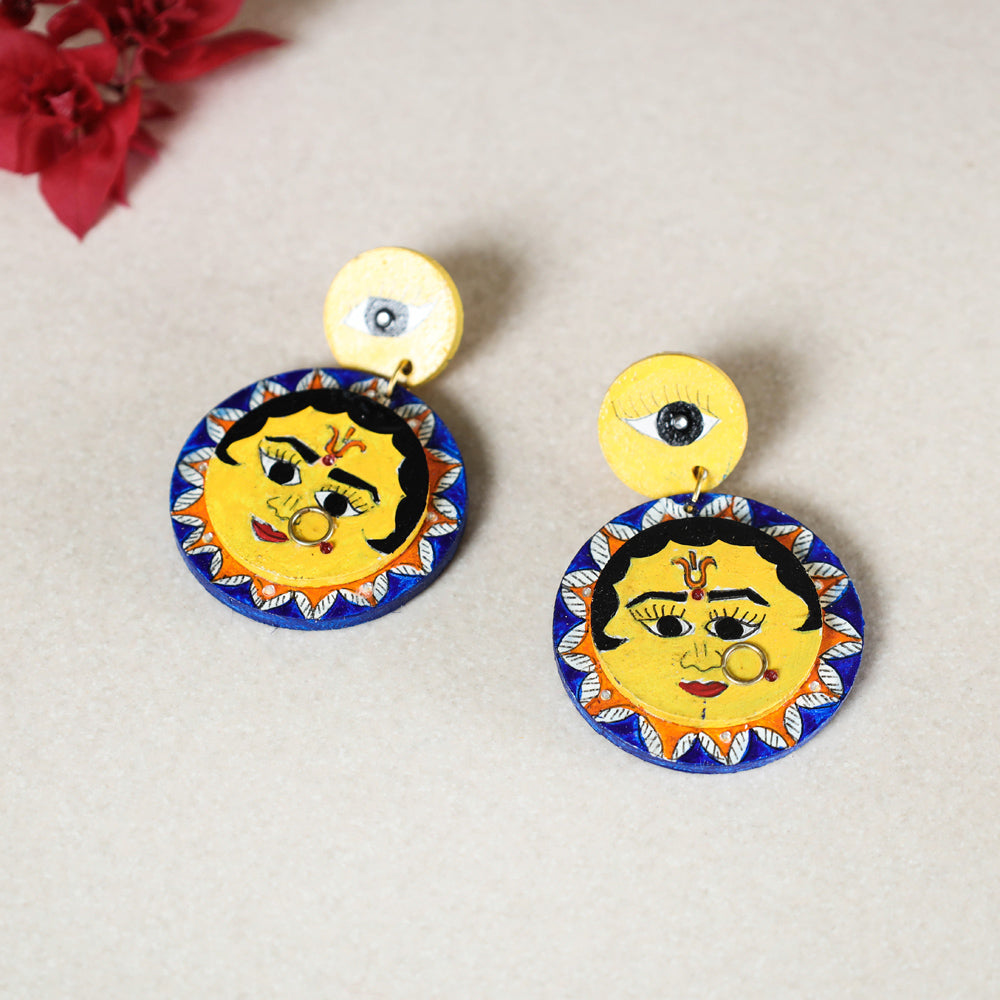 Madhubani Handpainted Wooden Earrings Online India l iTokri.com
