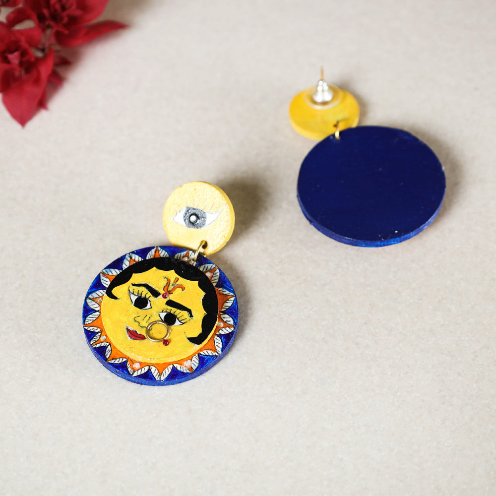 Madhubani Handpainted Wooden Earrings Online India l iTokri.com