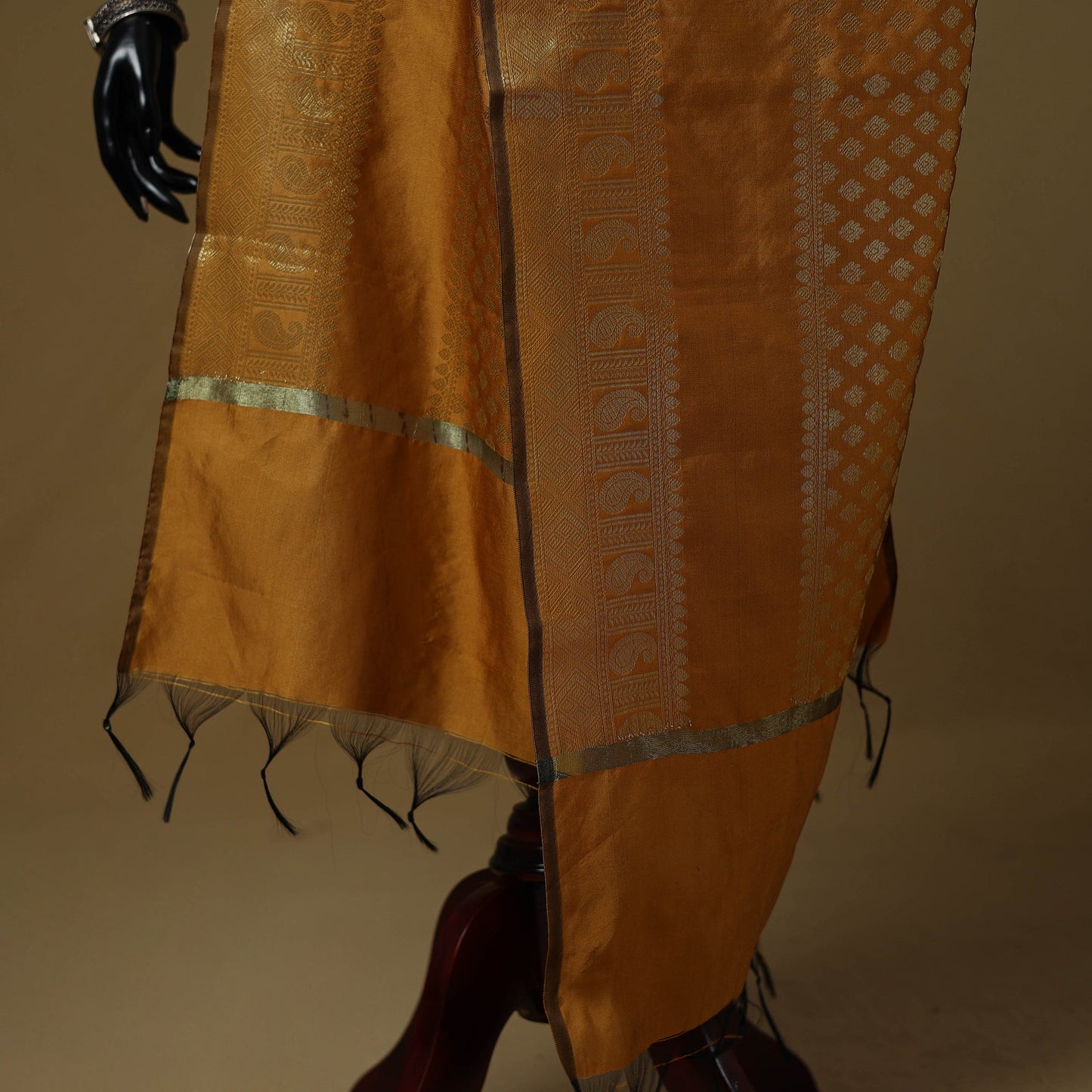 Zari work silk banarasi dupatta 17 - handcrafted