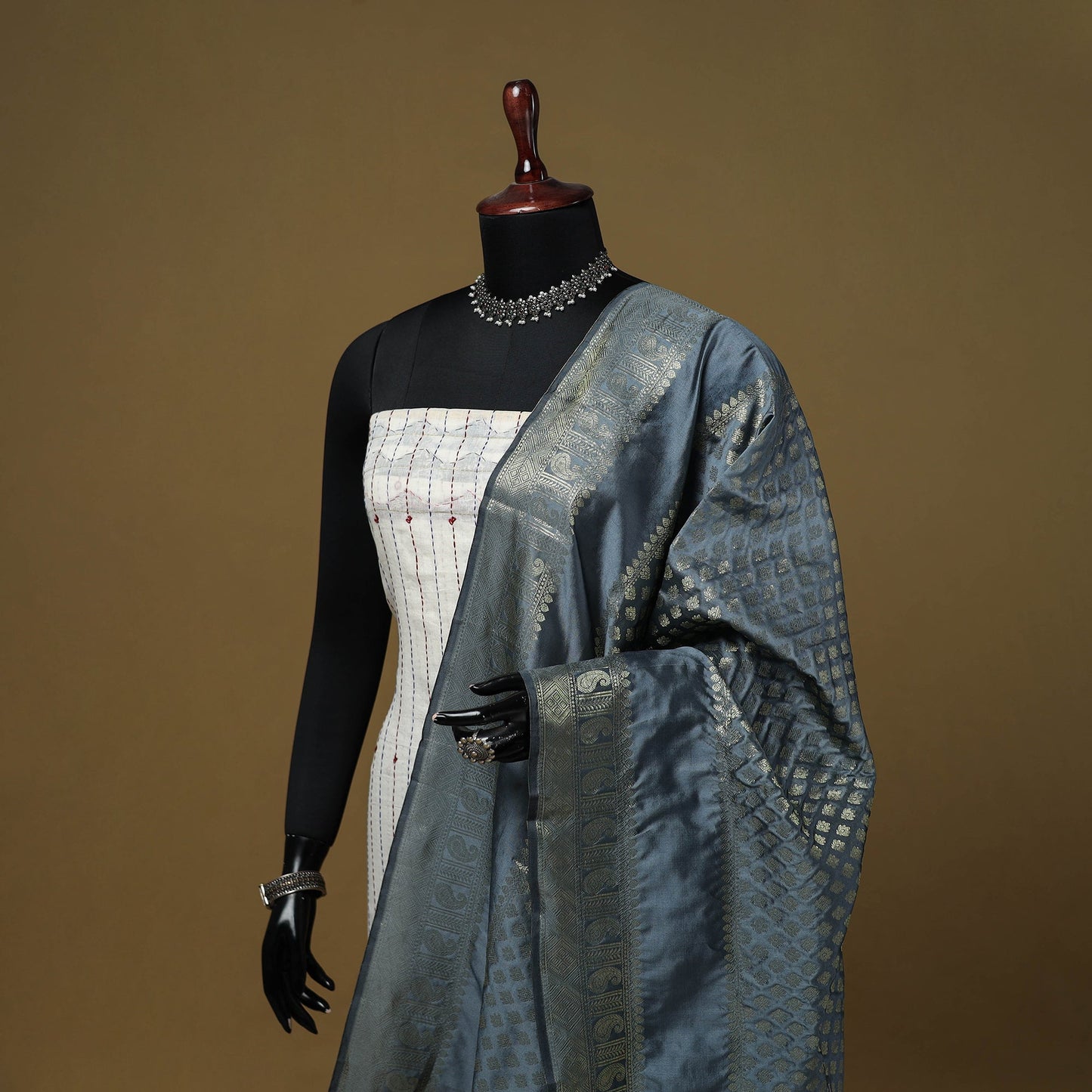 Zari work silk banarasi dupatta 23 - handcrafted