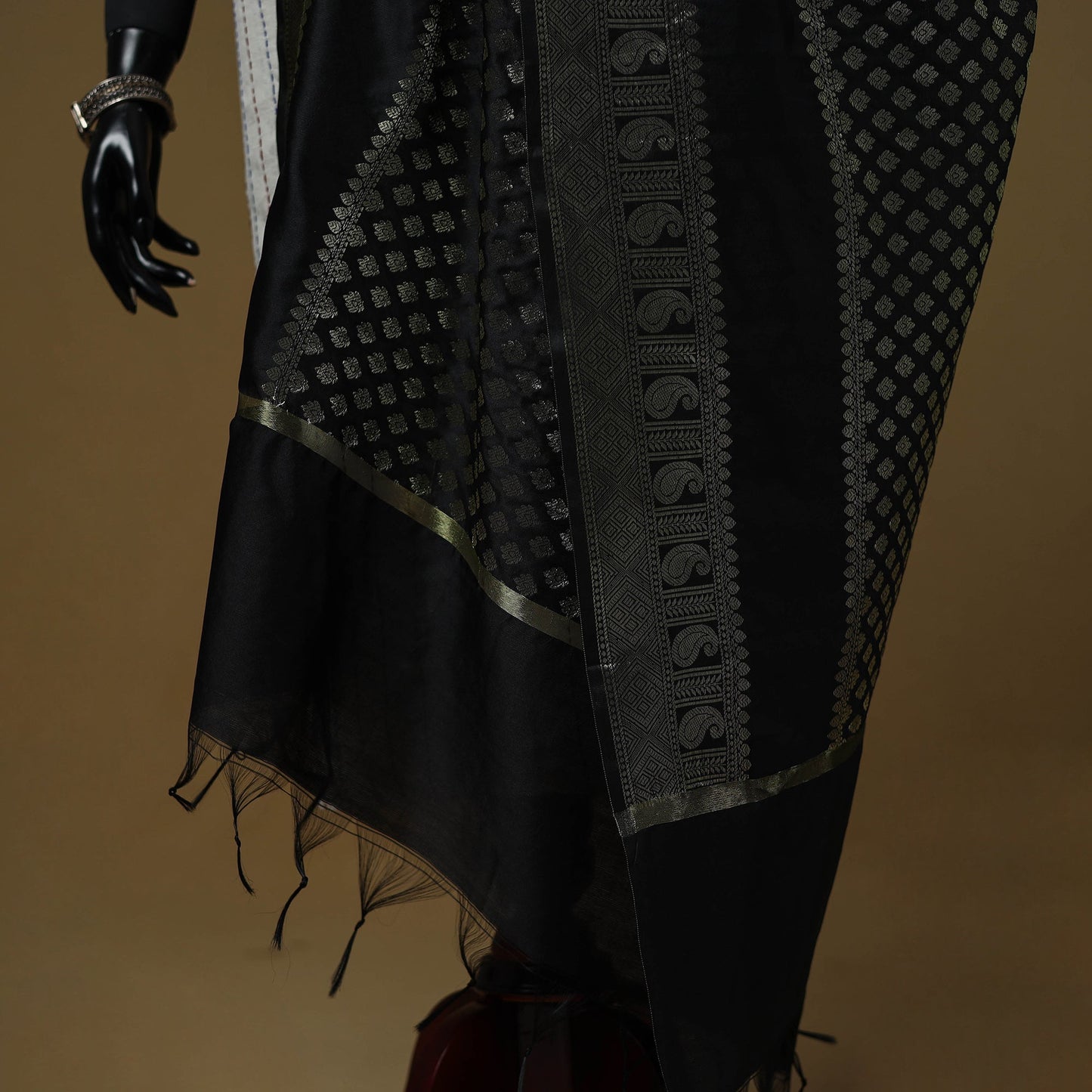Zari work silk banarasi dupatta 30 - handcrafted