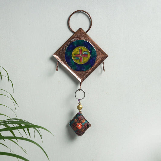 hanging key holder